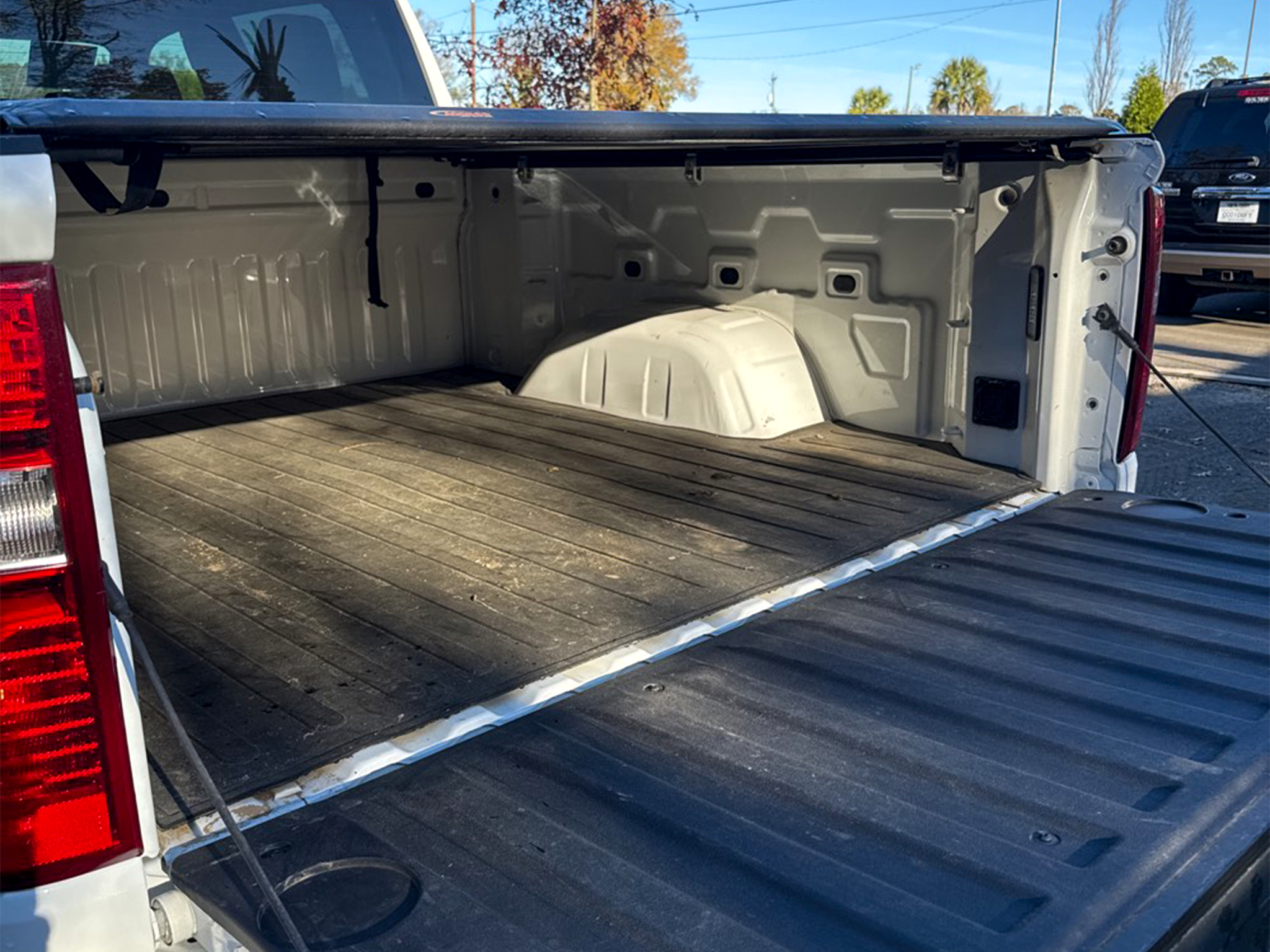 Chevrolet Silverado 1500 4WD Crew Cab 147" LT w/1LT 2023