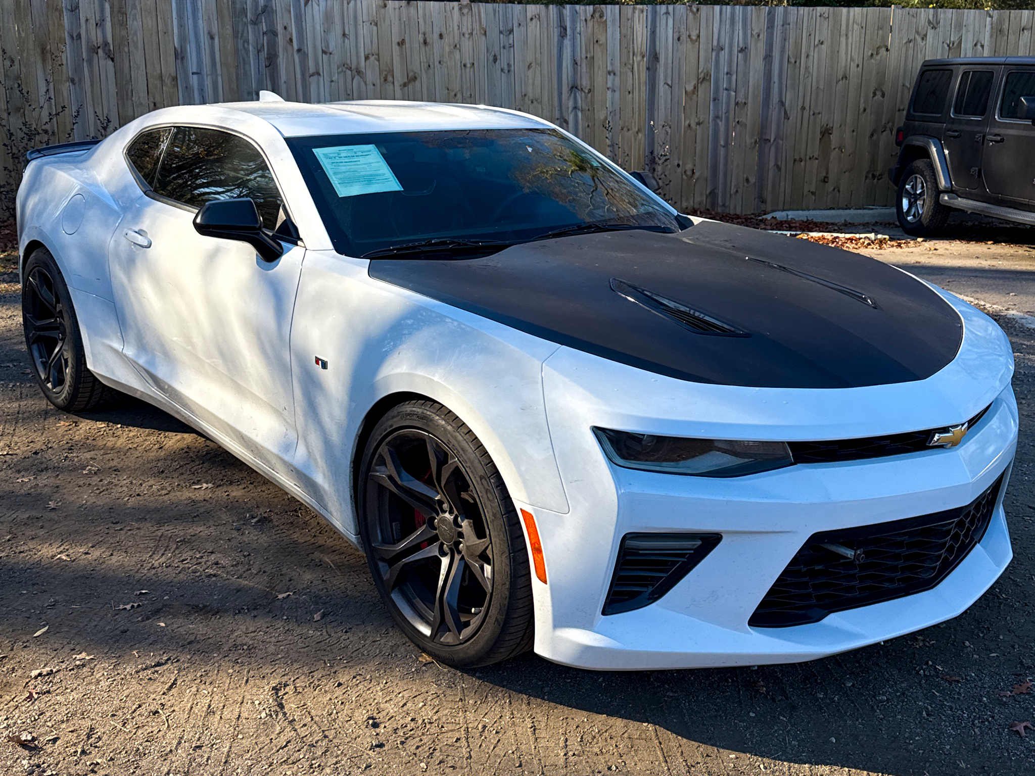 Chevrolet Camaro 2dr Cpe 1SS 2018