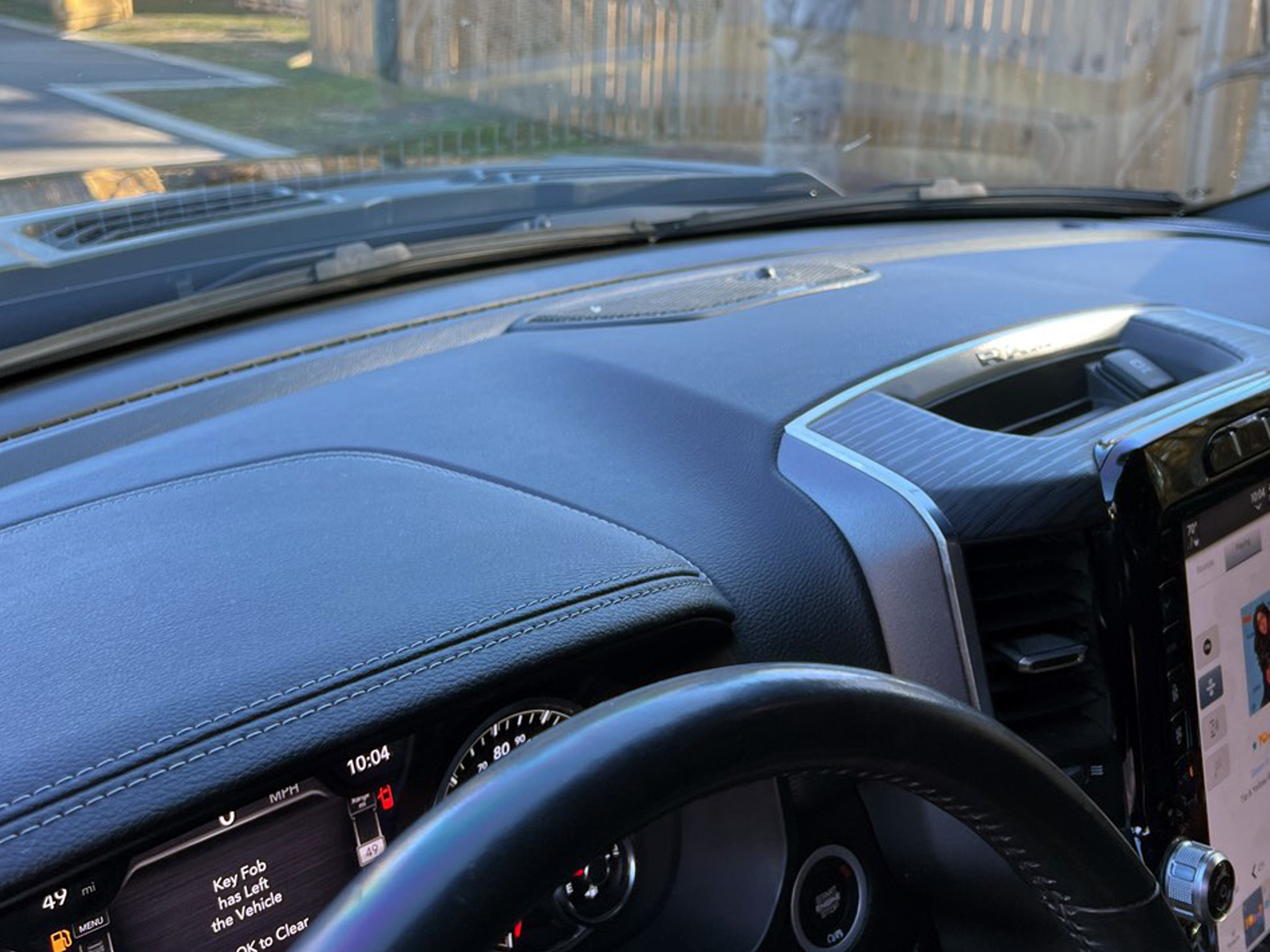 RAM 1500 Laramie 4x4 Crew Cab 5'7" Box 2023