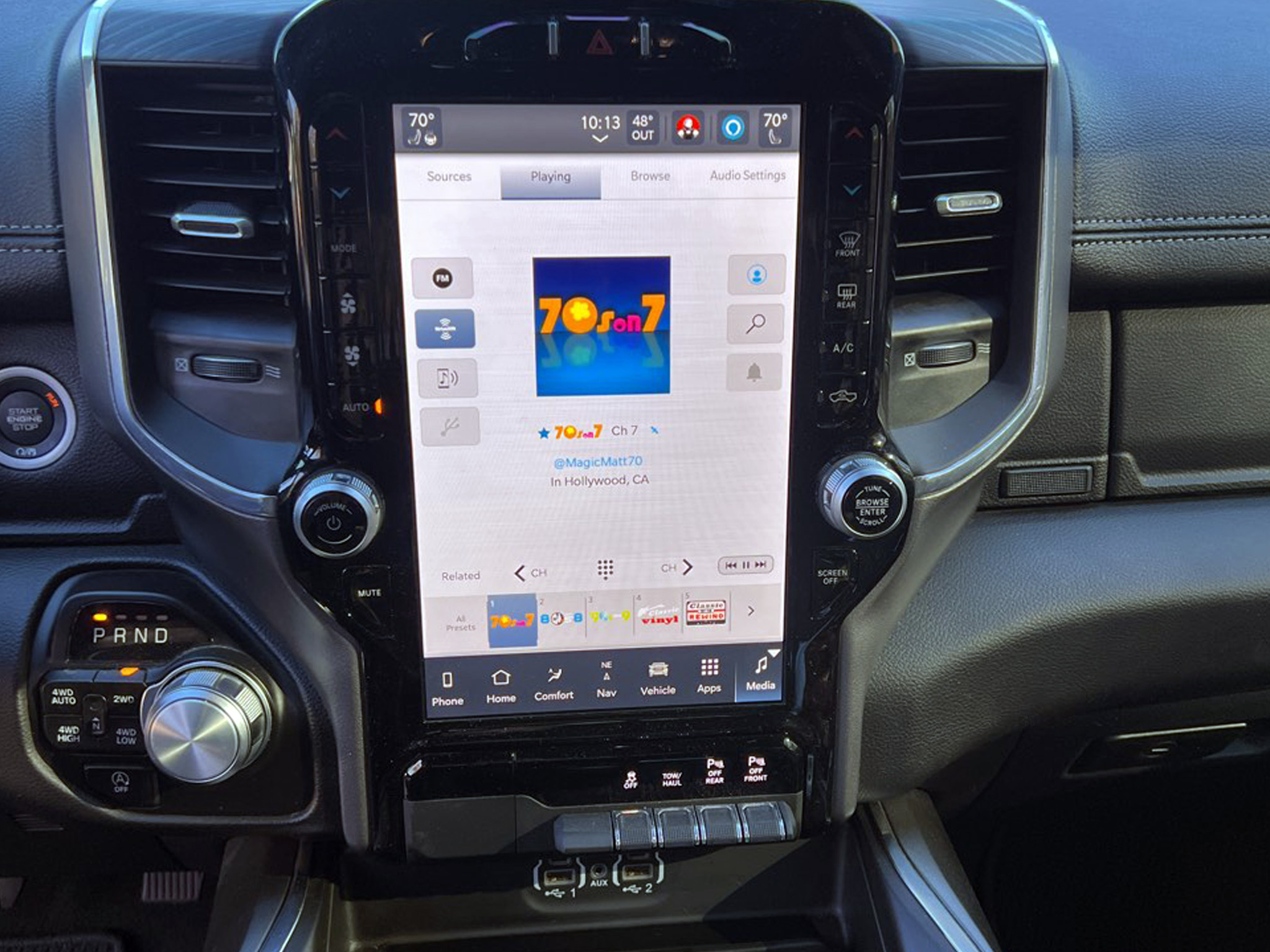 RAM 1500 Laramie 4x4 Crew Cab 5'7" Box 2023