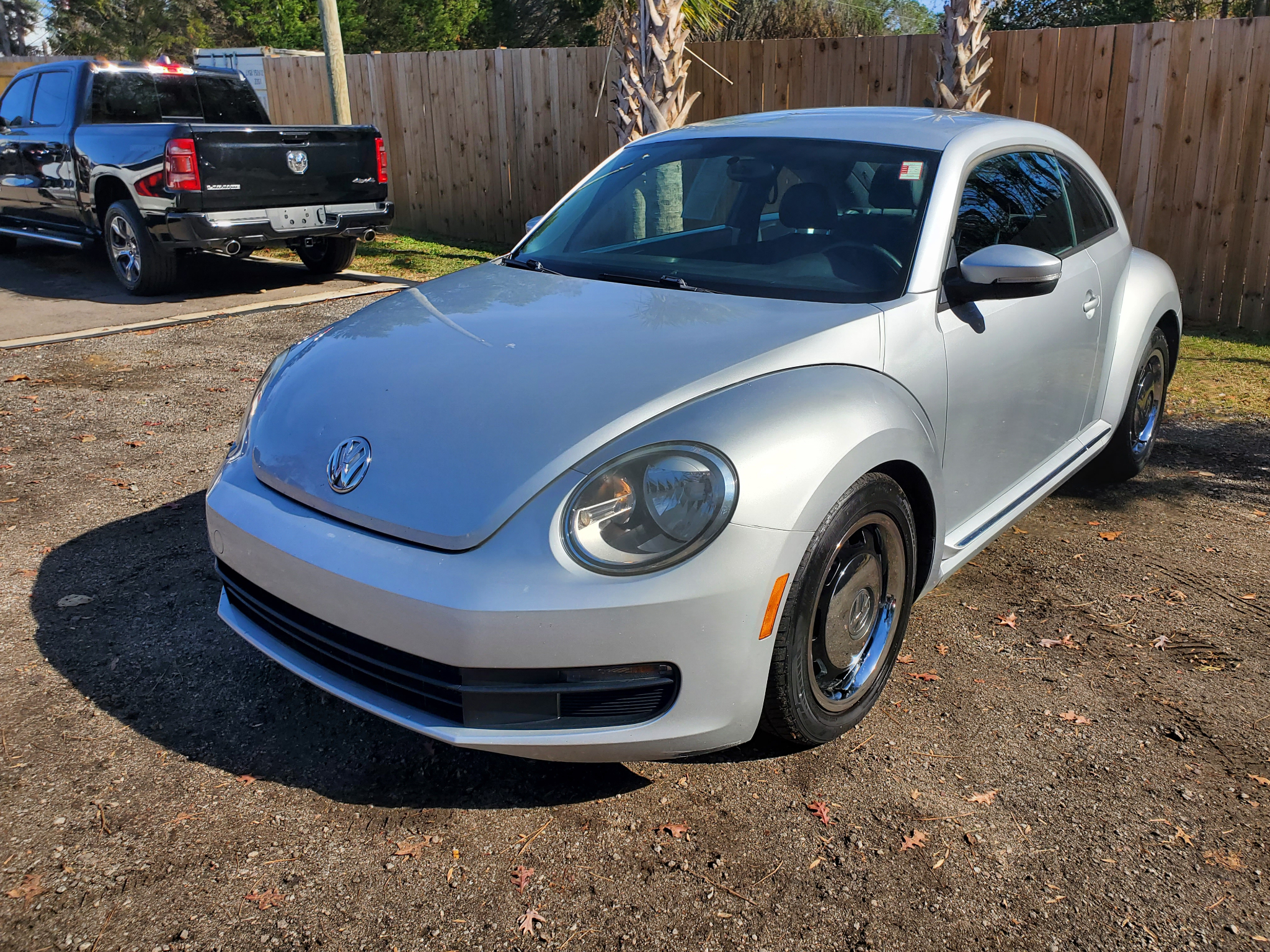 Volkswagen Beetle  2012