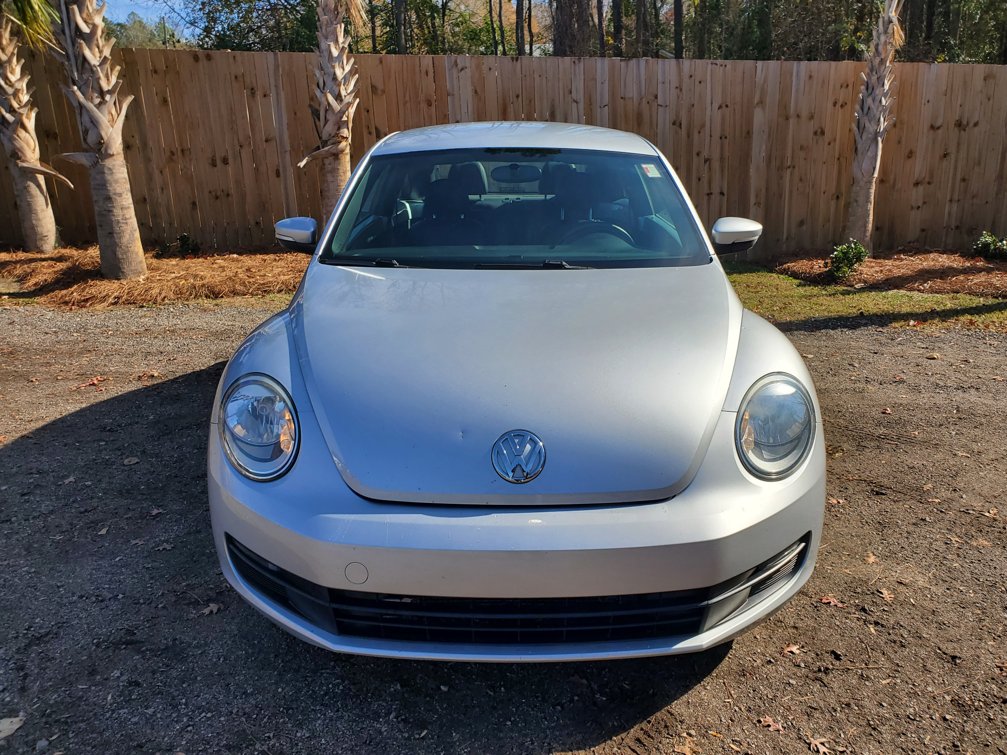 Volkswagen Beetle  2012