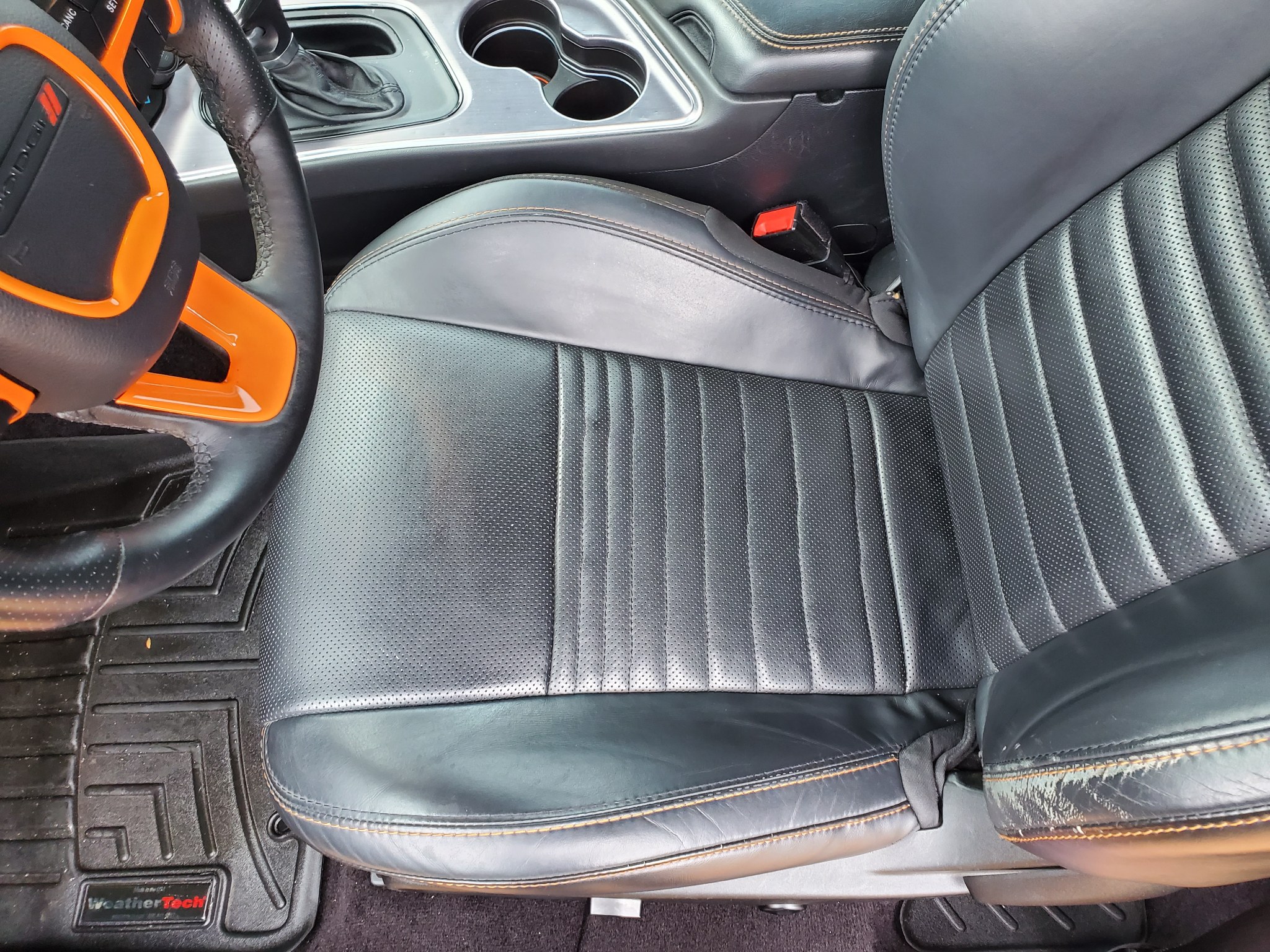 Dodge Challenger  2016