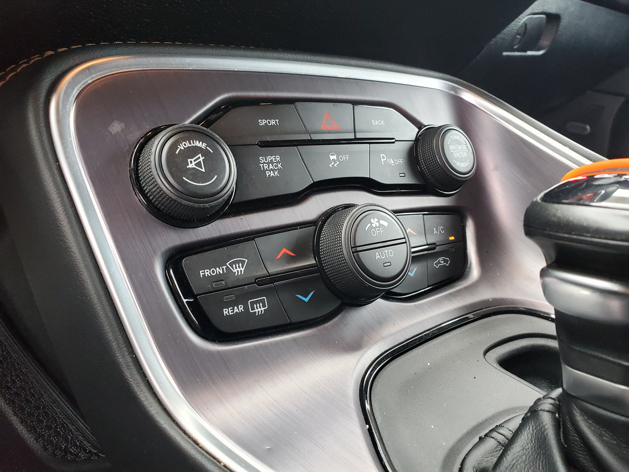 Dodge Challenger  2016