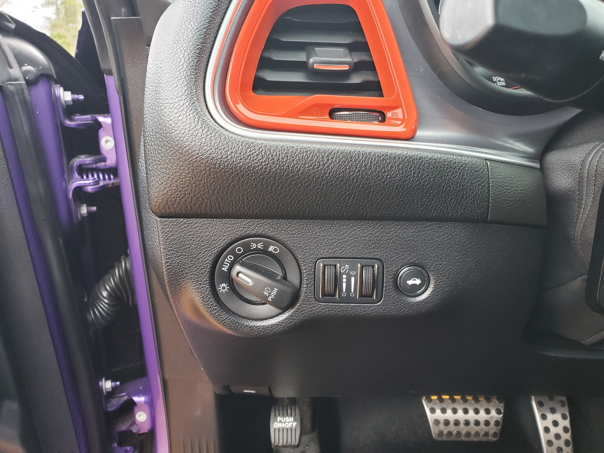 Dodge Challenger  2016