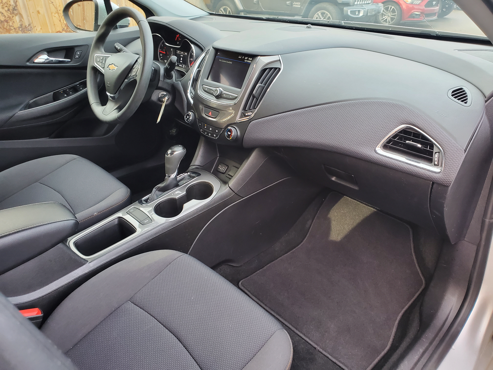 Chevrolet Cruze 4dr Sdn LS 2019