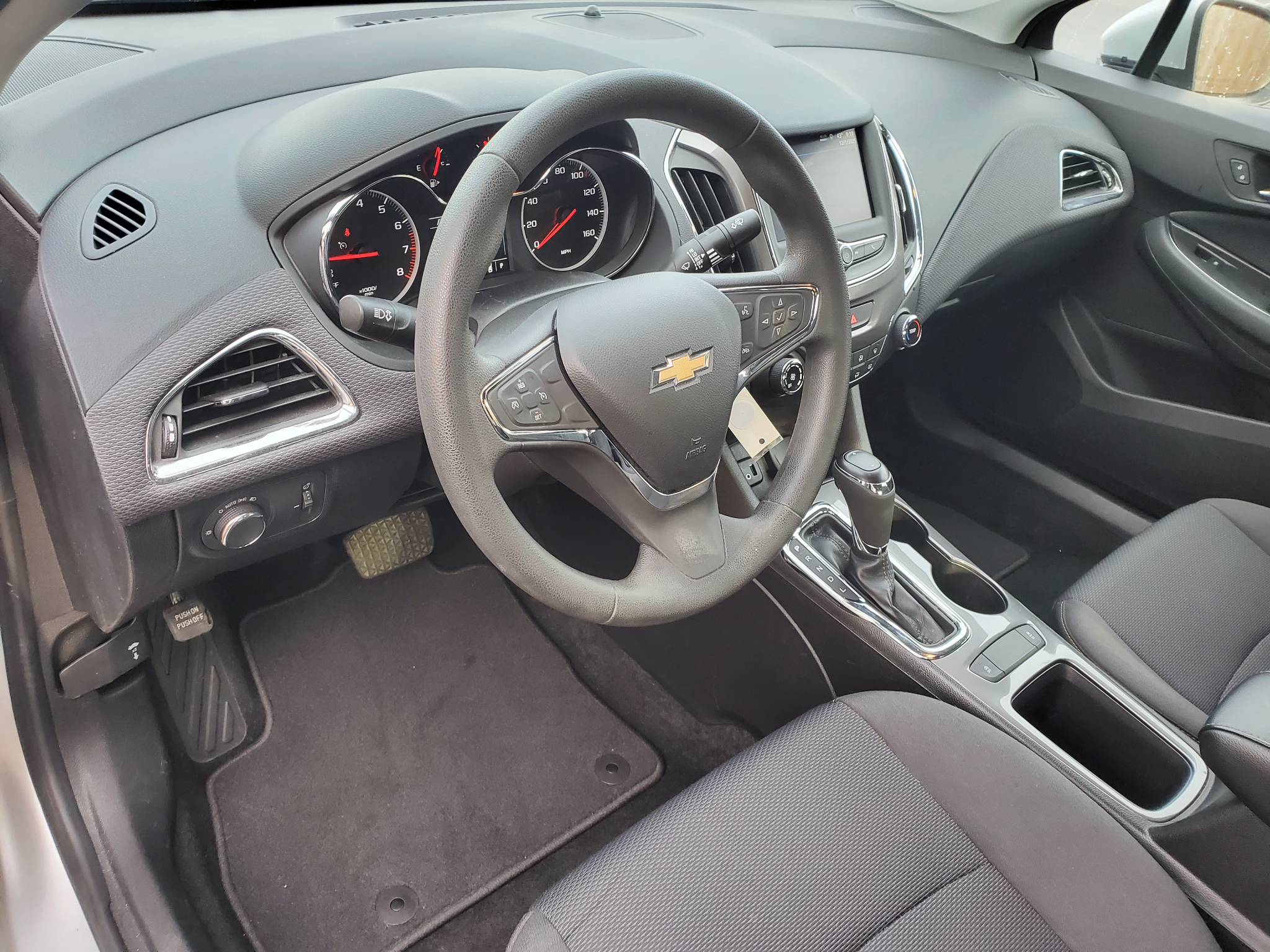 Chevrolet Cruze 4dr Sdn LS 2019