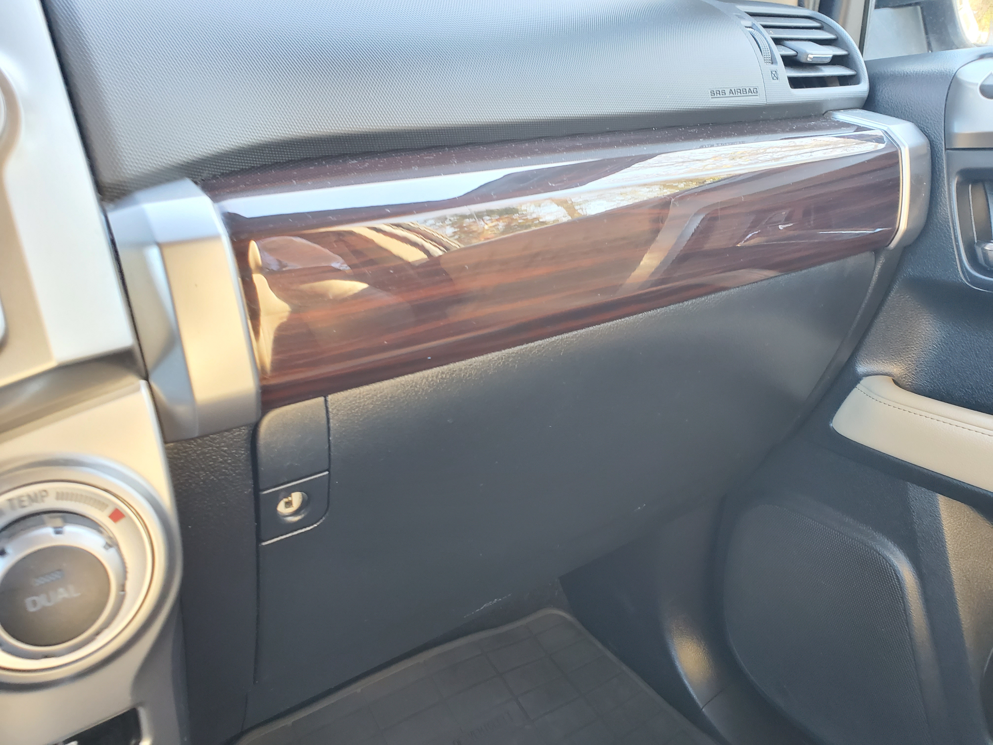 Toyota 4Runner  2015