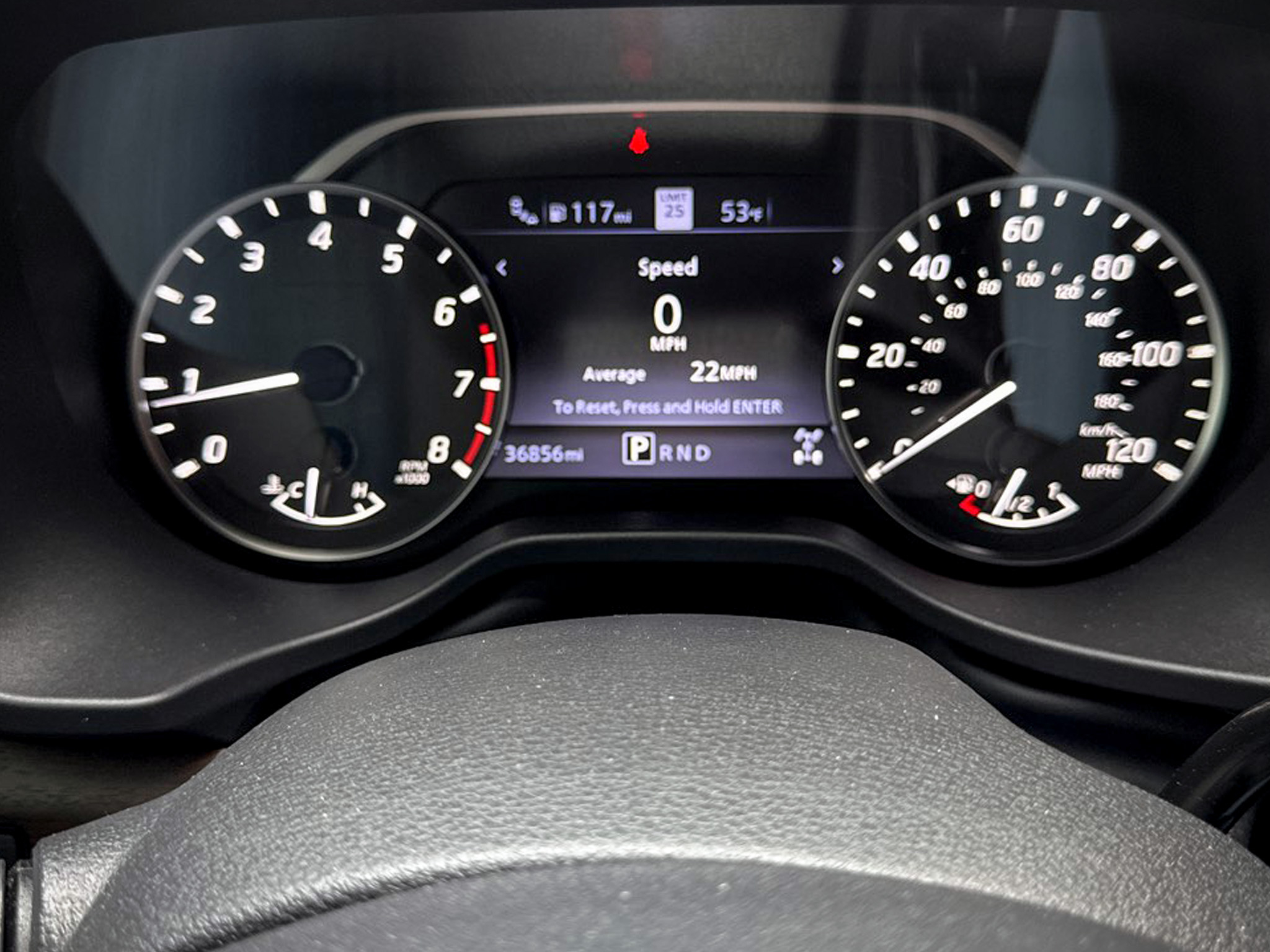 Nissan Titan 4x4 Crew Cab Platinum Reserve 2023