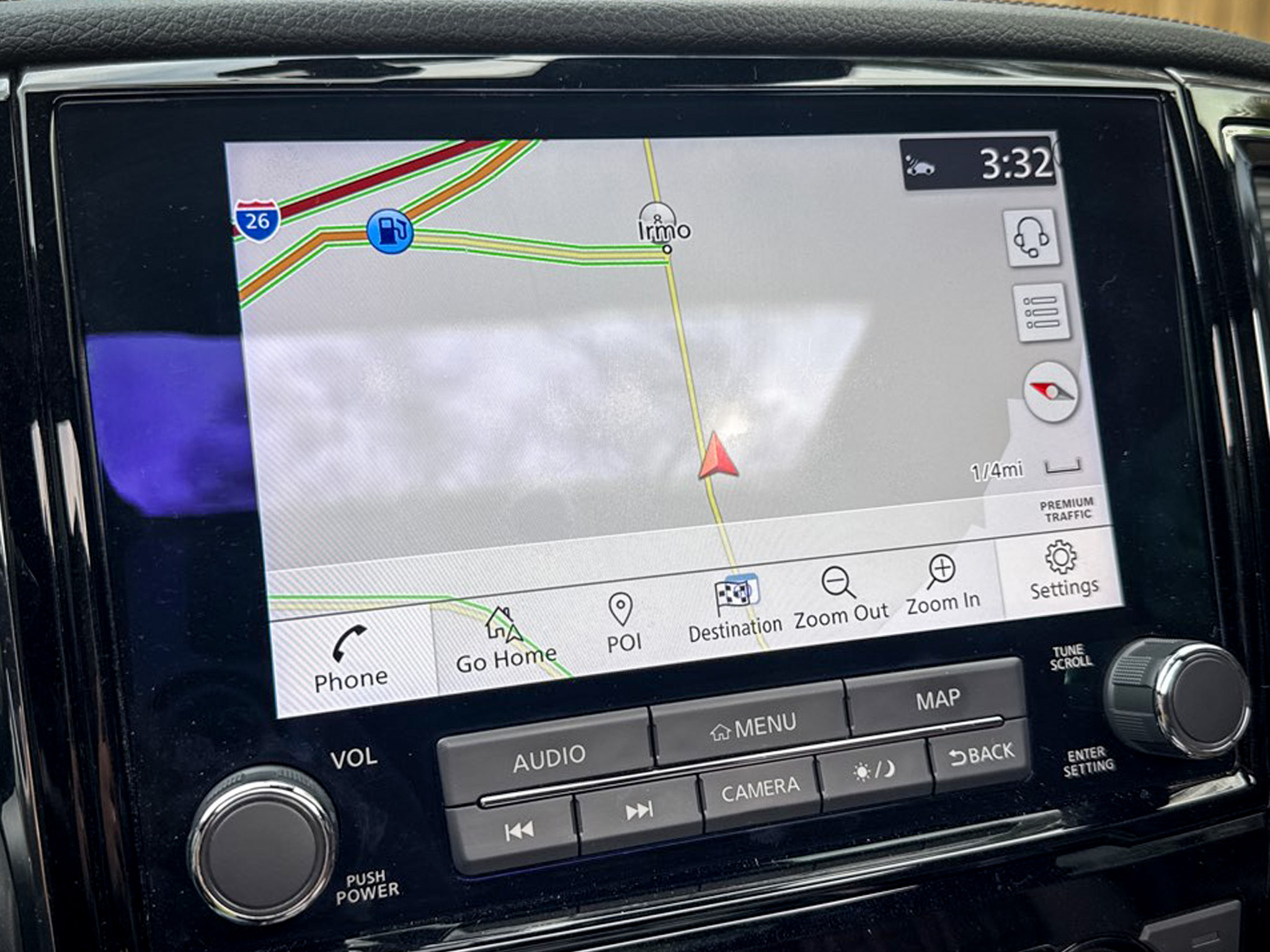 Nissan Titan 4x4 Crew Cab Platinum Reserve 2023