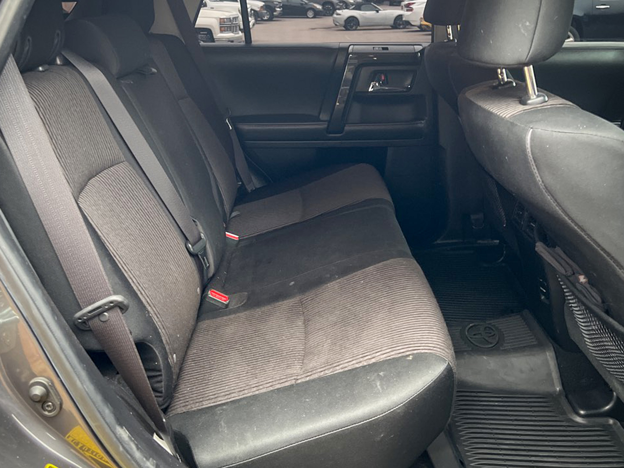 Toyota 4Runner SR5 4WD (Natl) 2018