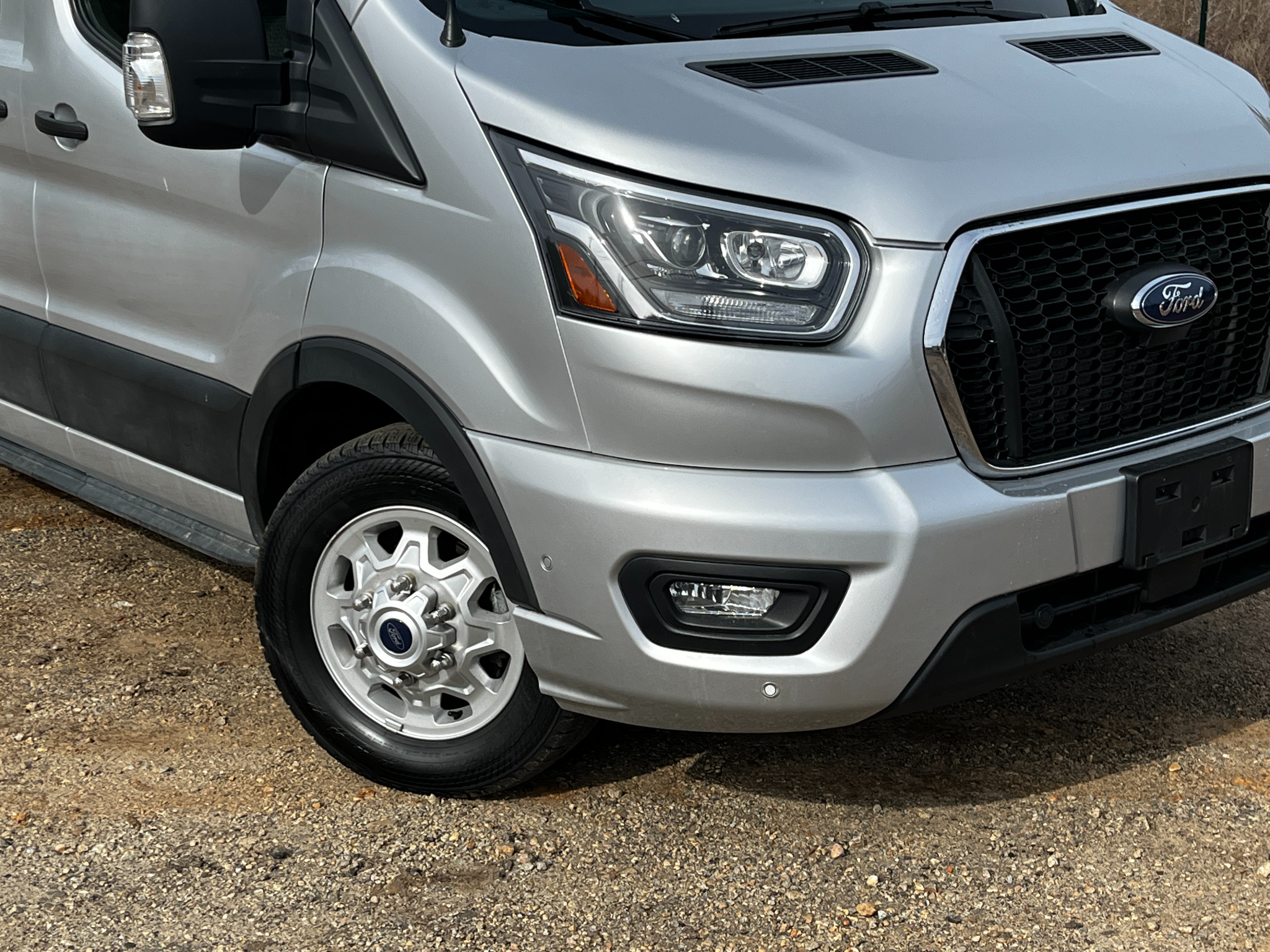 Ford Transit Passenger Wagon  2023