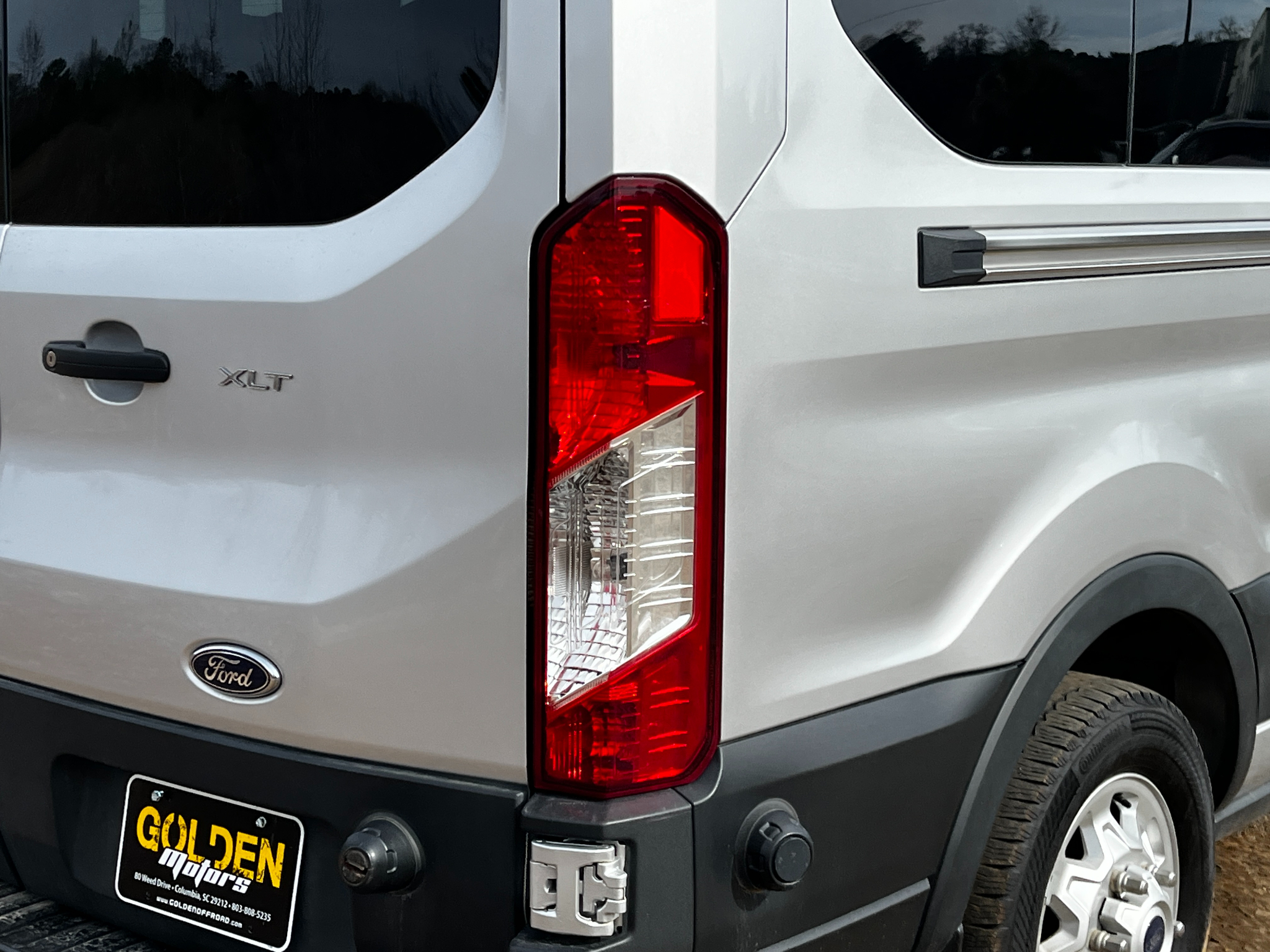 Ford Transit Passenger Wagon  2023