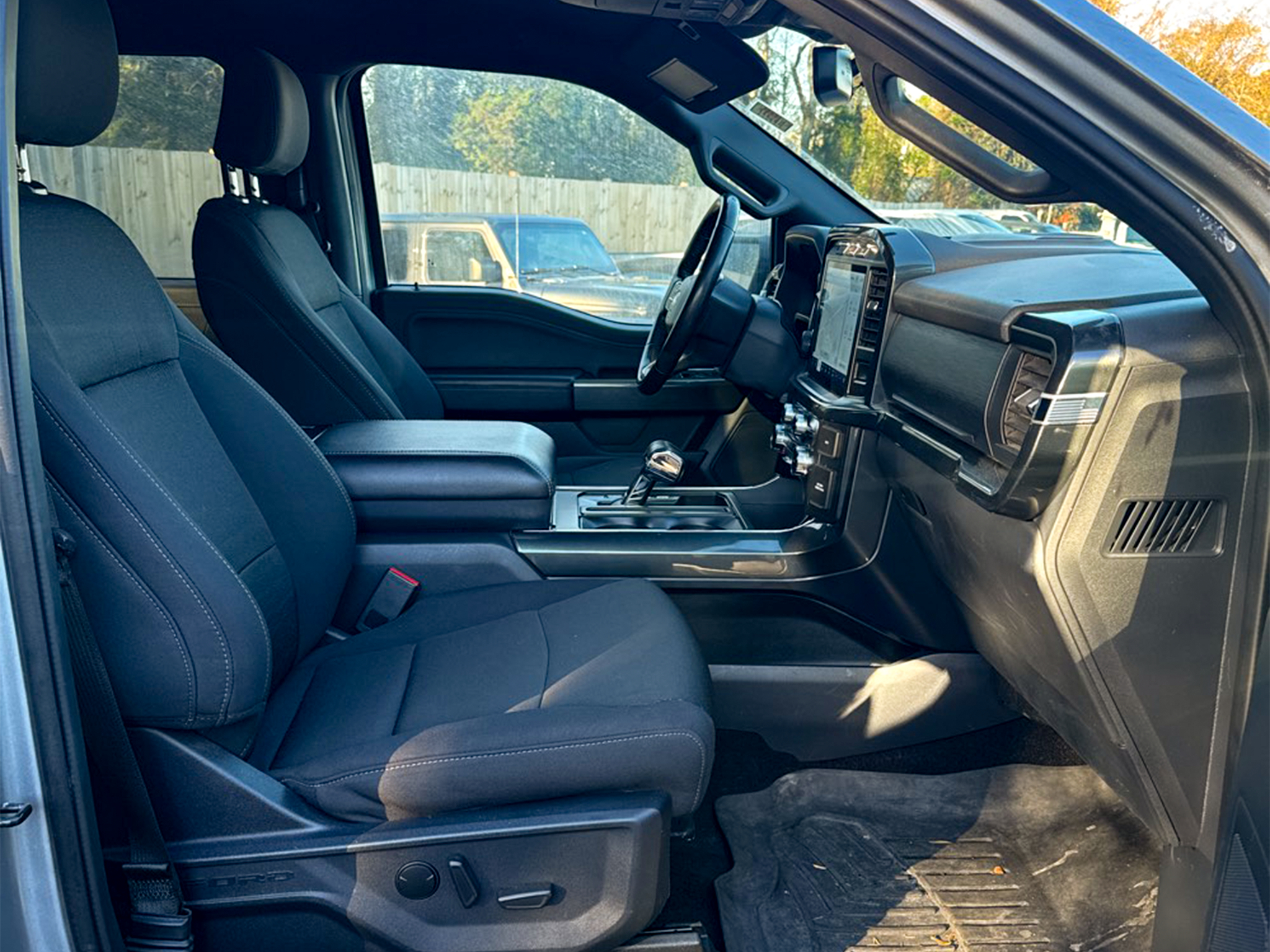 Ford F-150 XLT 4WD SuperCrew 5.5' Box 2022