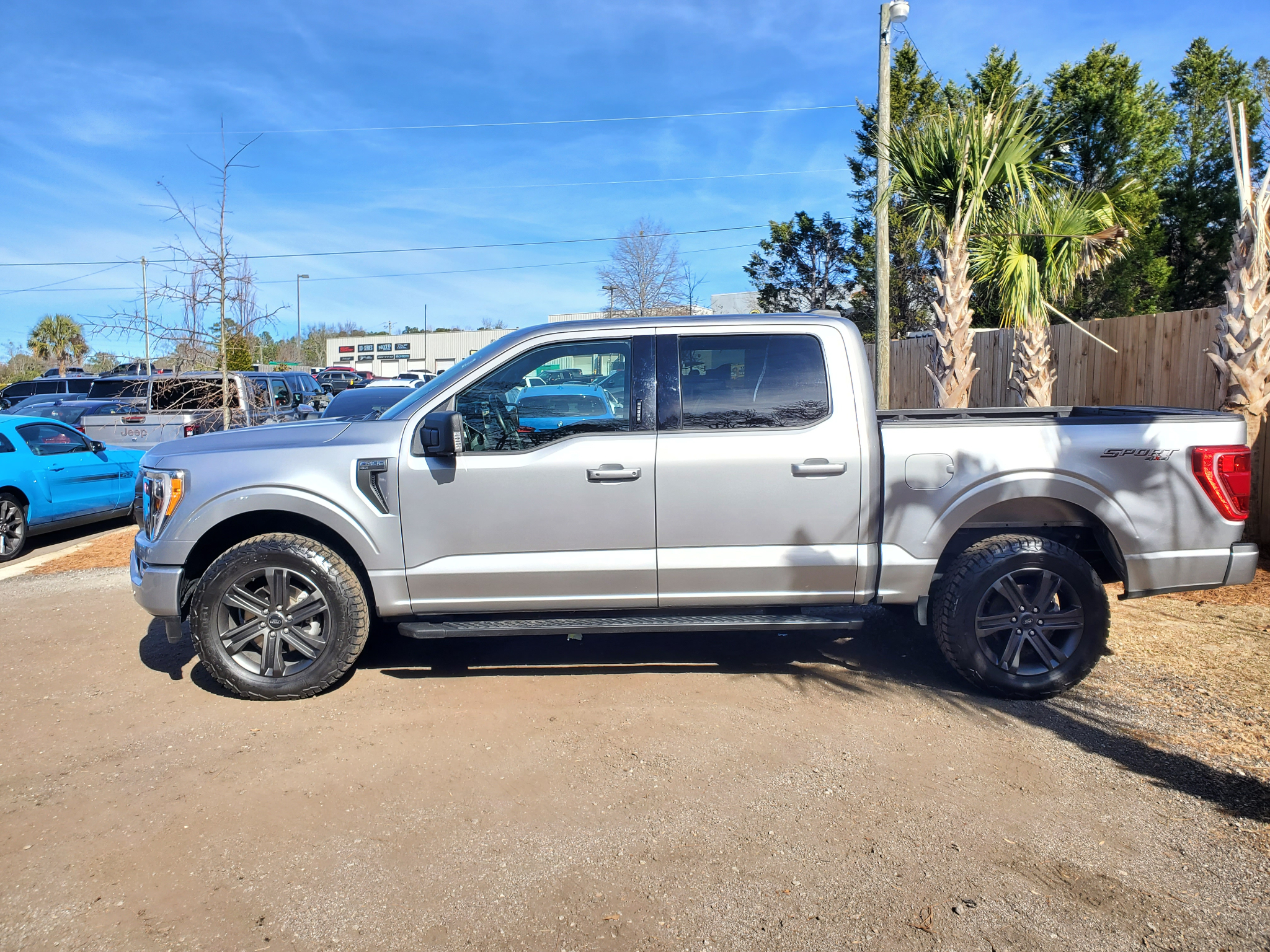 Ford F-150 XLT 4WD SuperCrew 5.5' Box 2022