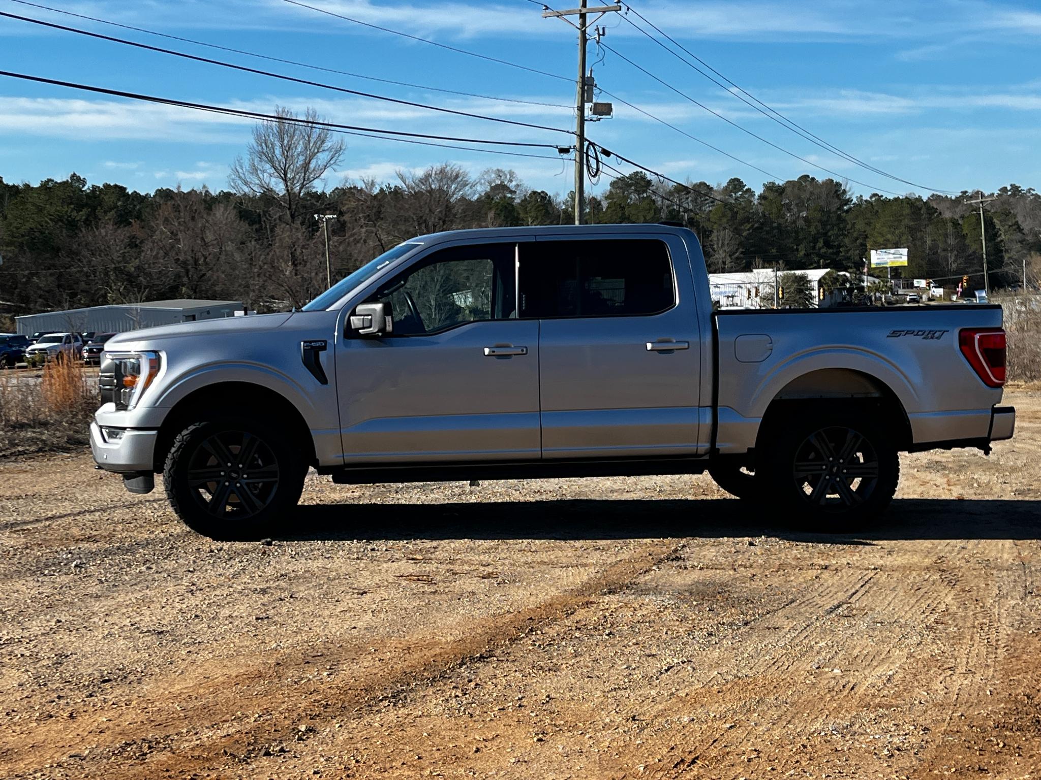 Ford F-150 XLT 4WD SuperCrew 5.5' Box 2022