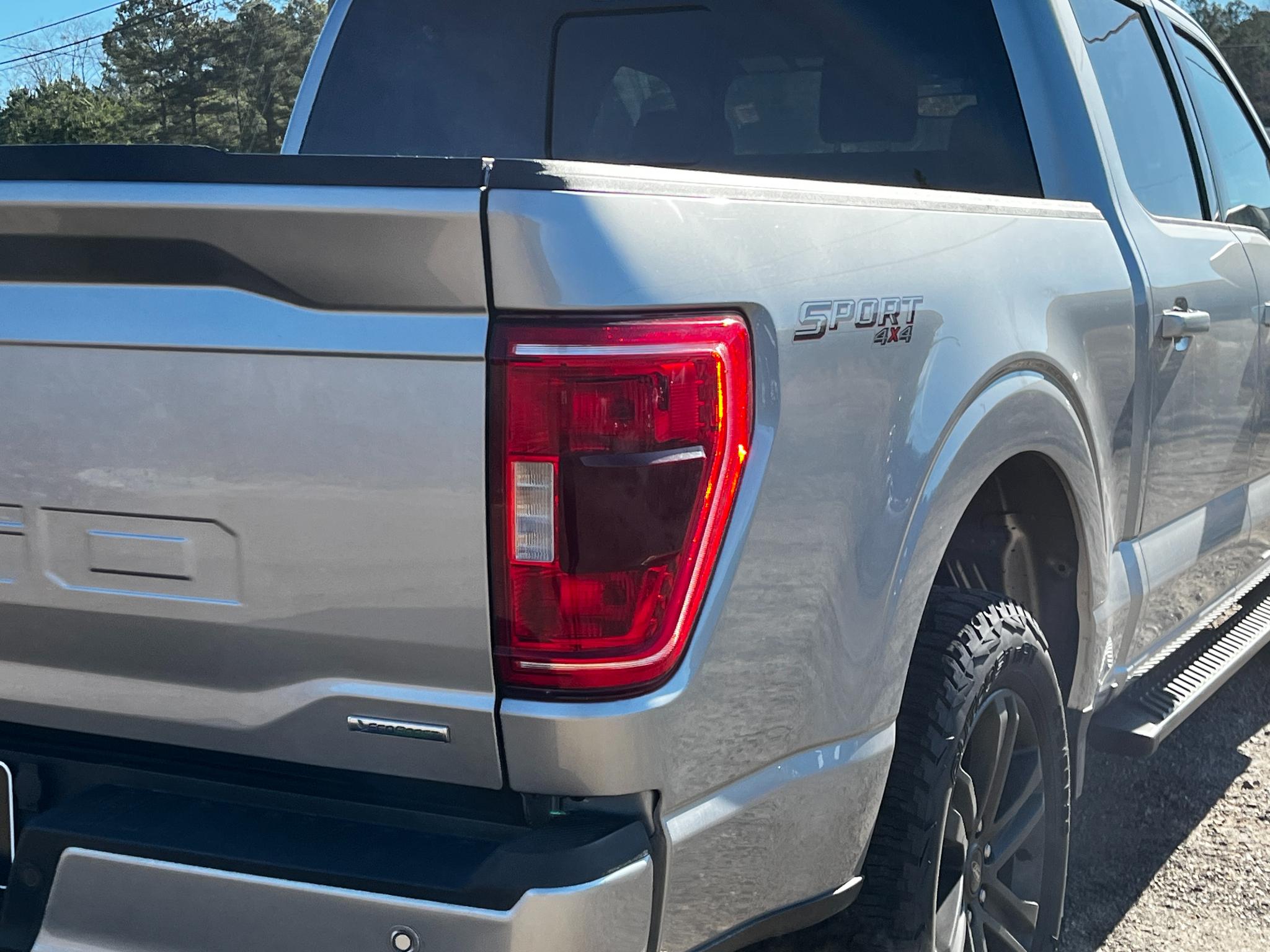 Ford F-150 XLT 4WD SuperCrew 5.5' Box 2022