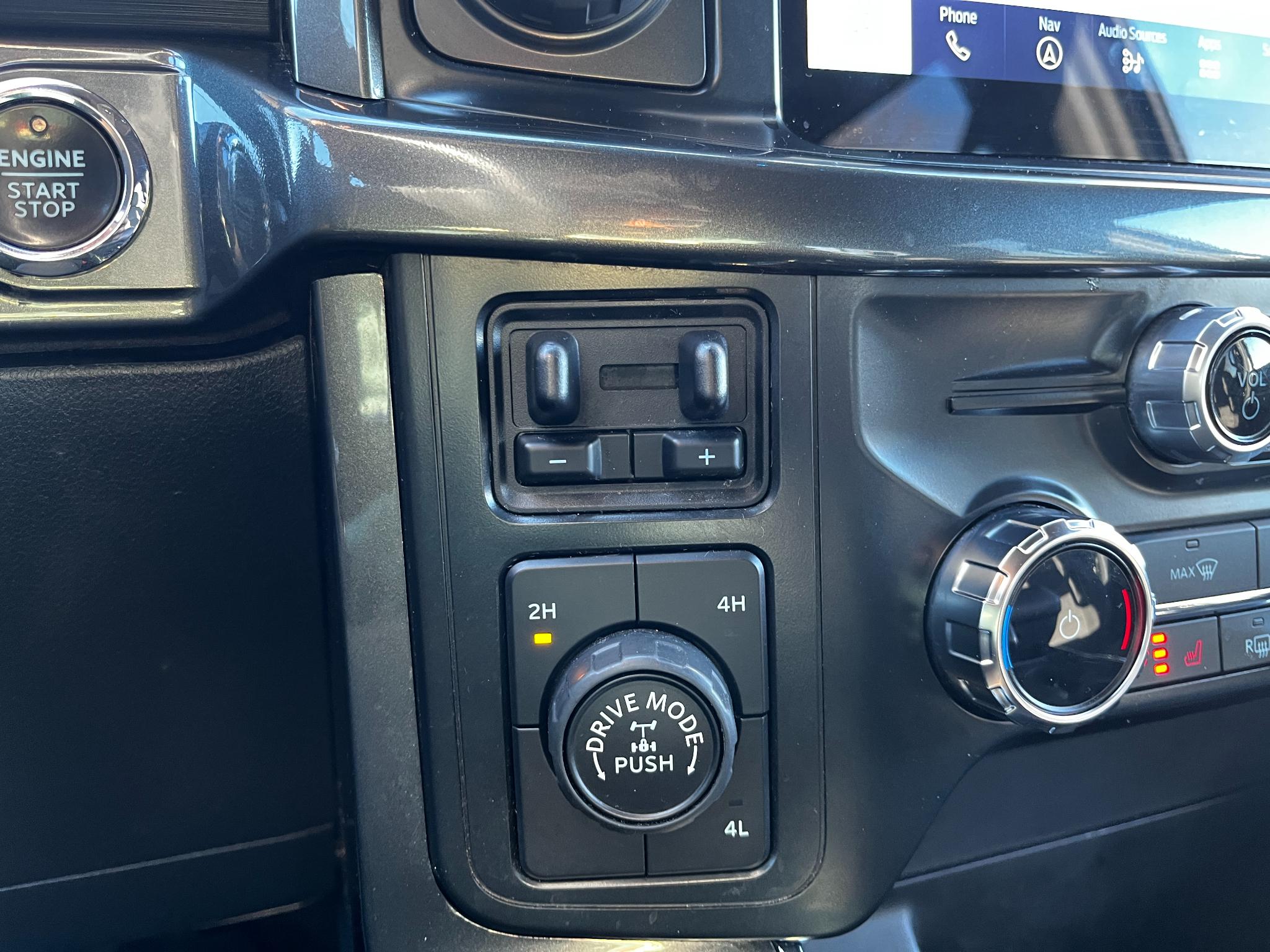 Ford F-150 XLT 4WD SuperCrew 5.5' Box 2022