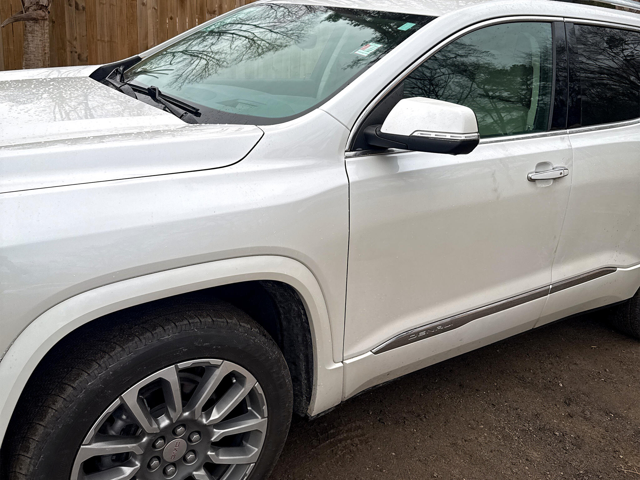 GMC Acadia FWD 4dr Denali 2021