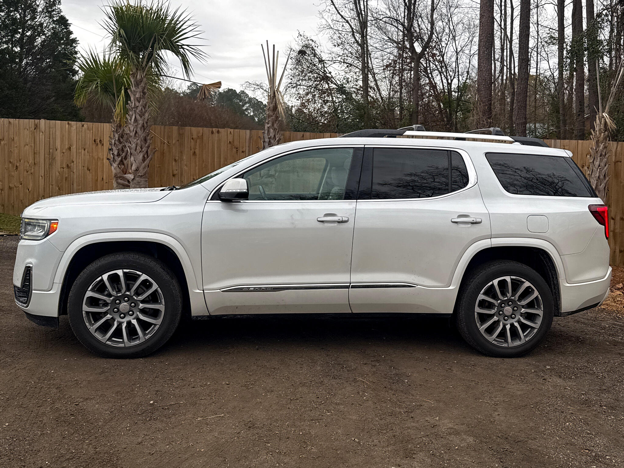 GMC Acadia FWD 4dr Denali 2021