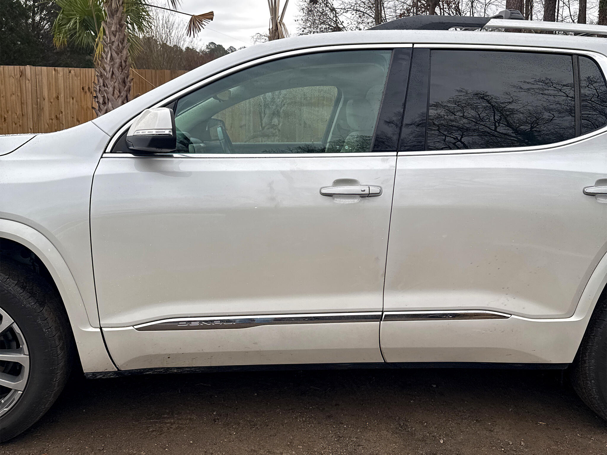 GMC Acadia FWD 4dr Denali 2021