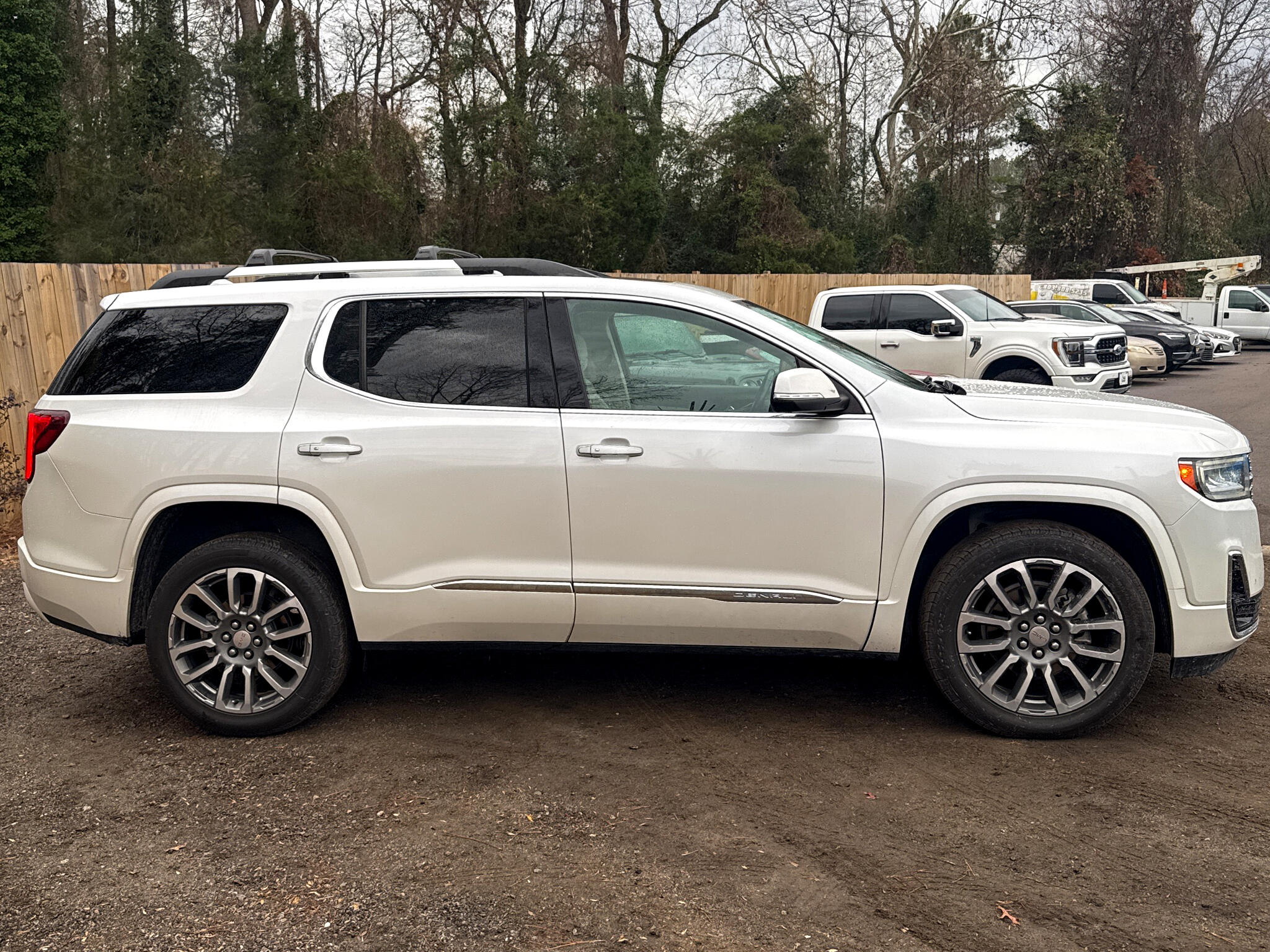 GMC Acadia FWD 4dr Denali 2021