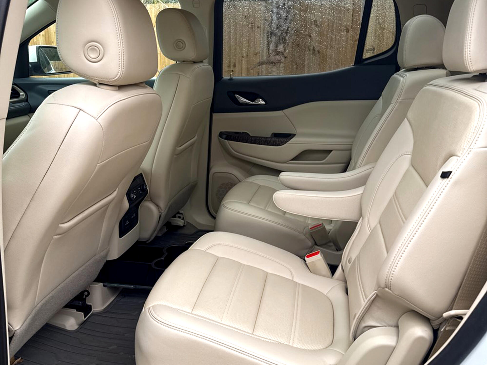 GMC Acadia FWD 4dr Denali 2021