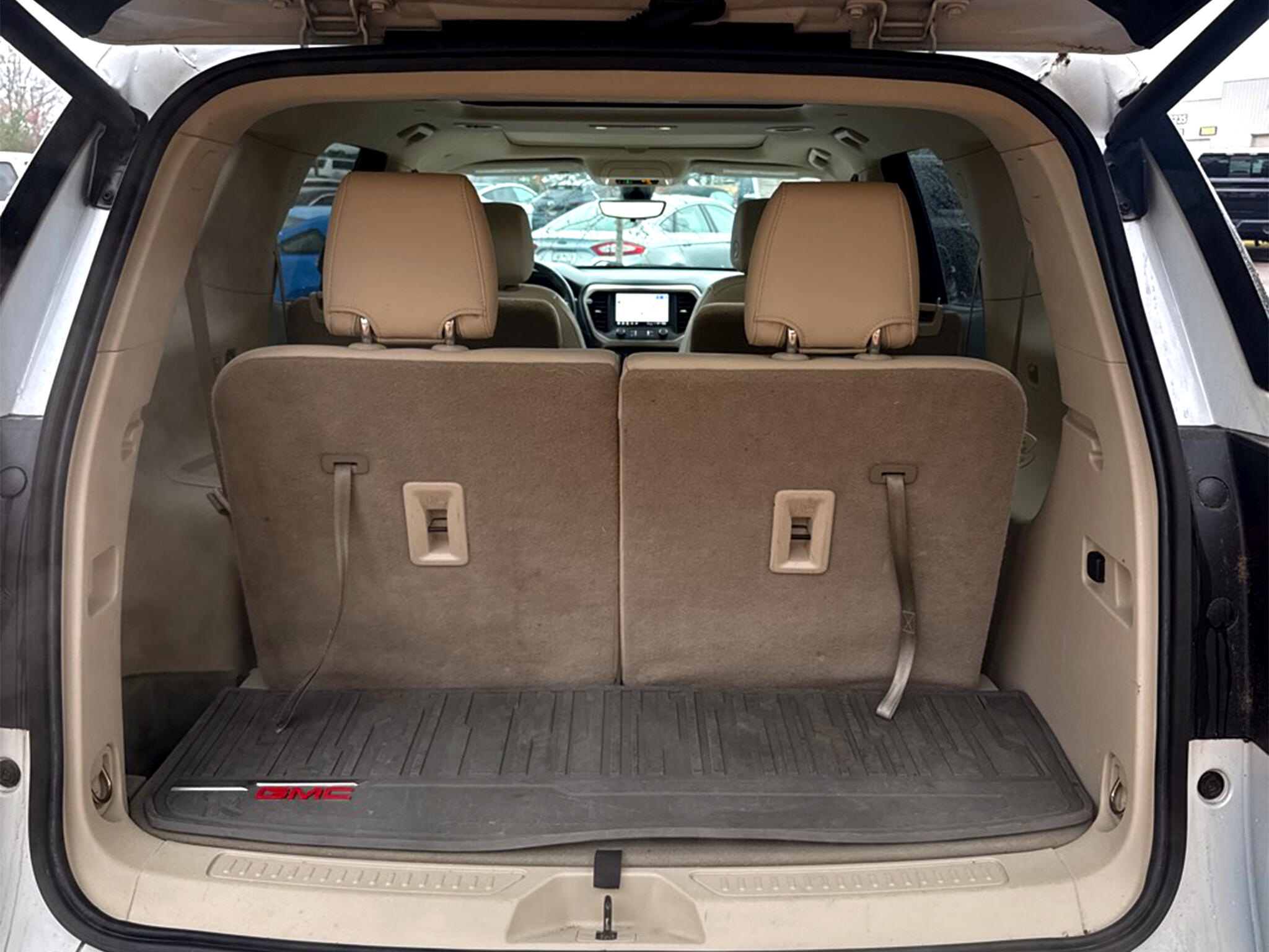 GMC Acadia FWD 4dr Denali 2021