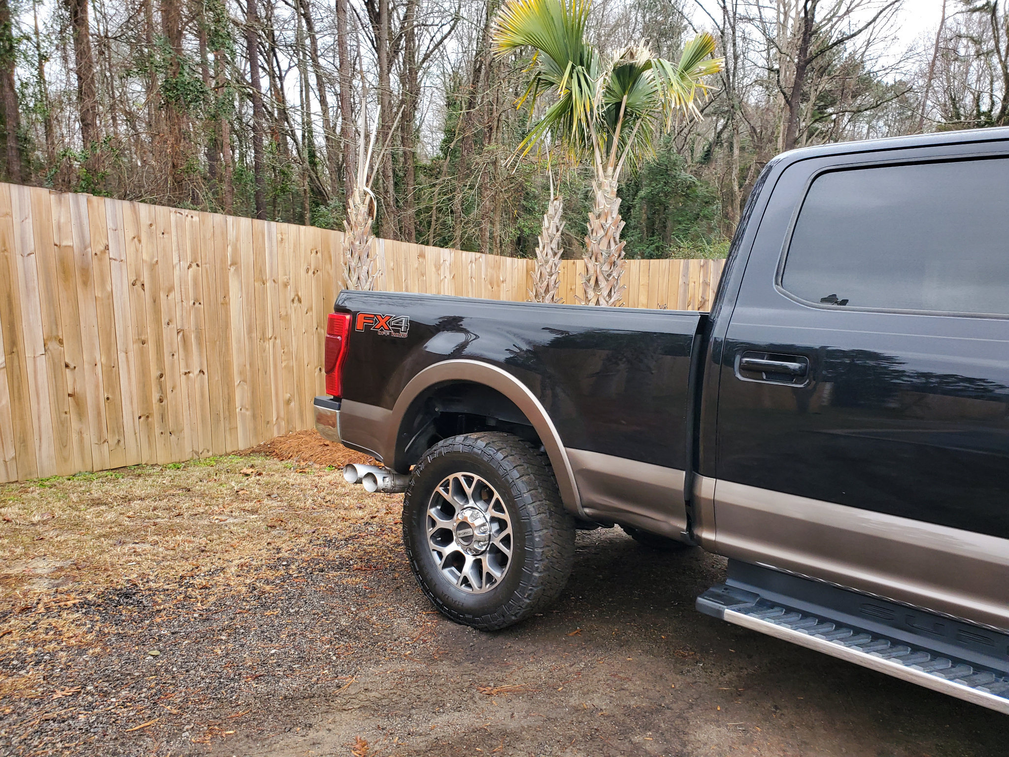 Ford Super Duty F-250 SRW Lariat 4WD Crew Cab 6.75' Box 2020