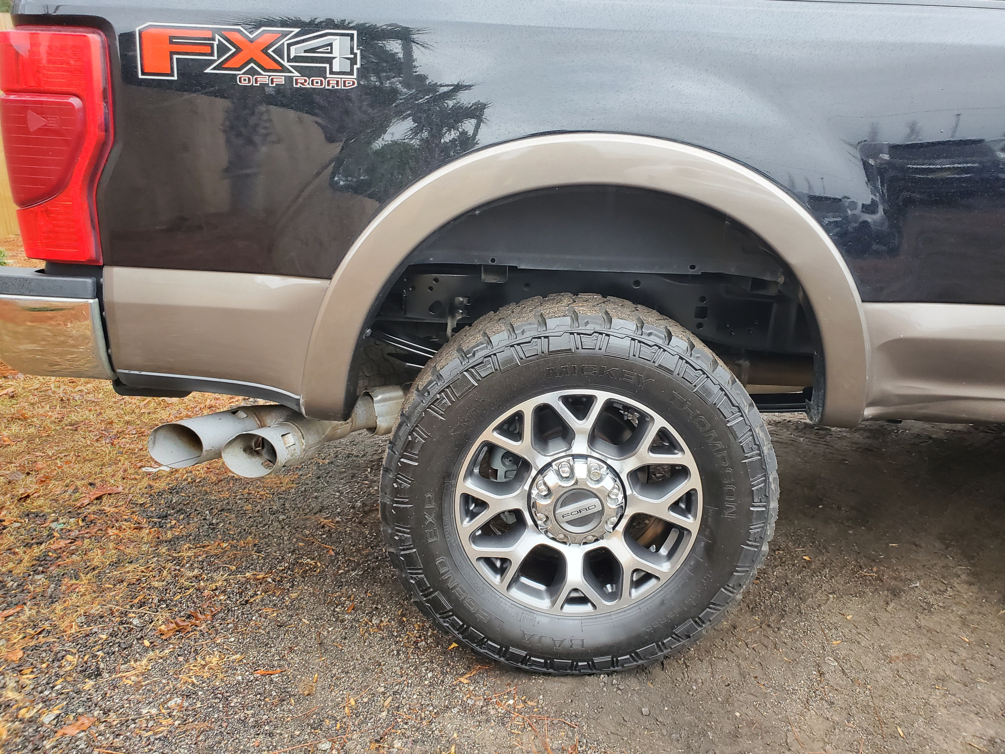 Ford Super Duty F-250 SRW Lariat 4WD Crew Cab 6.75' Box 2020