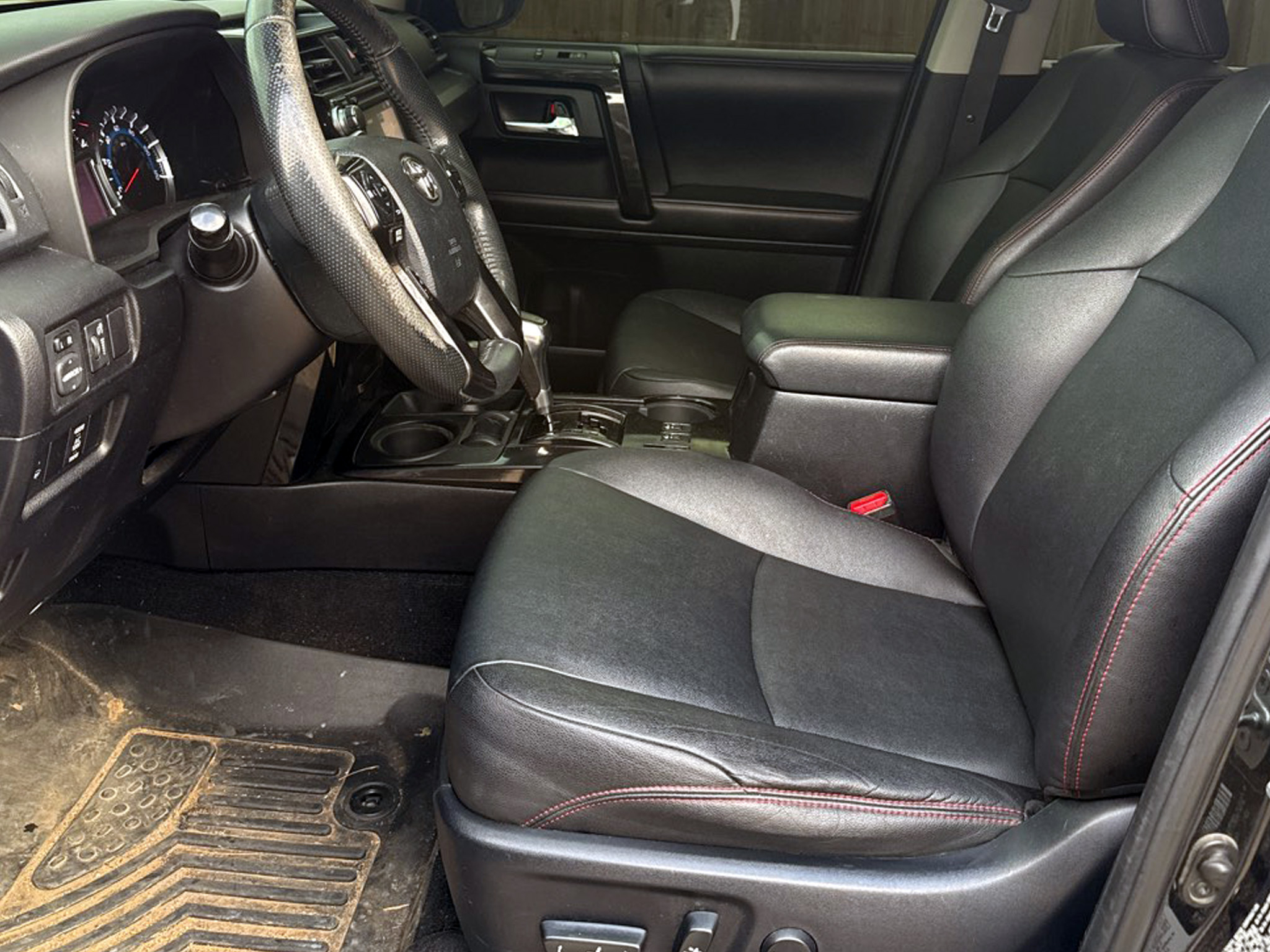 Toyota 4Runner  2015