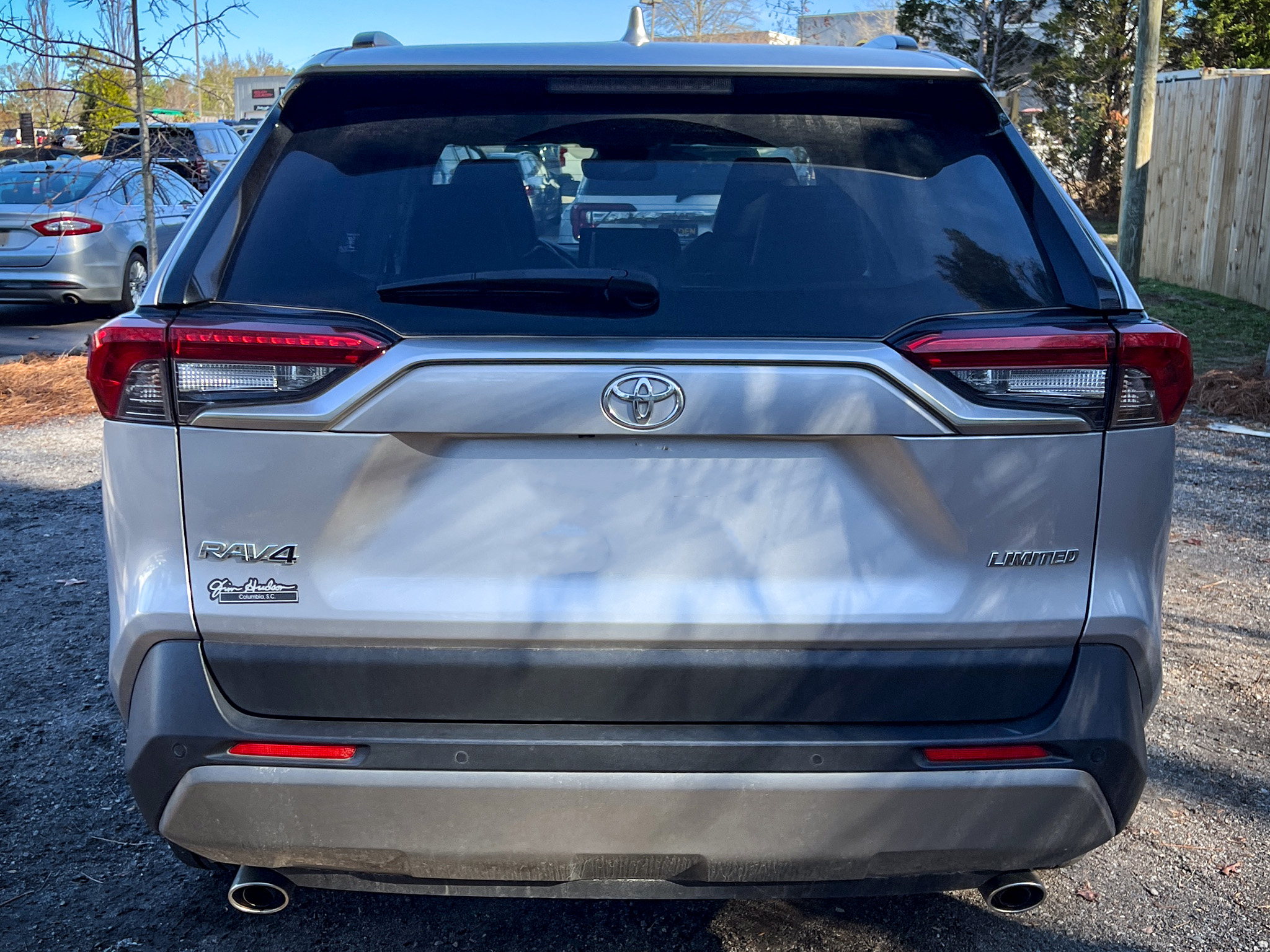 Toyota RAV4 Limited FWD (Natl) 2023