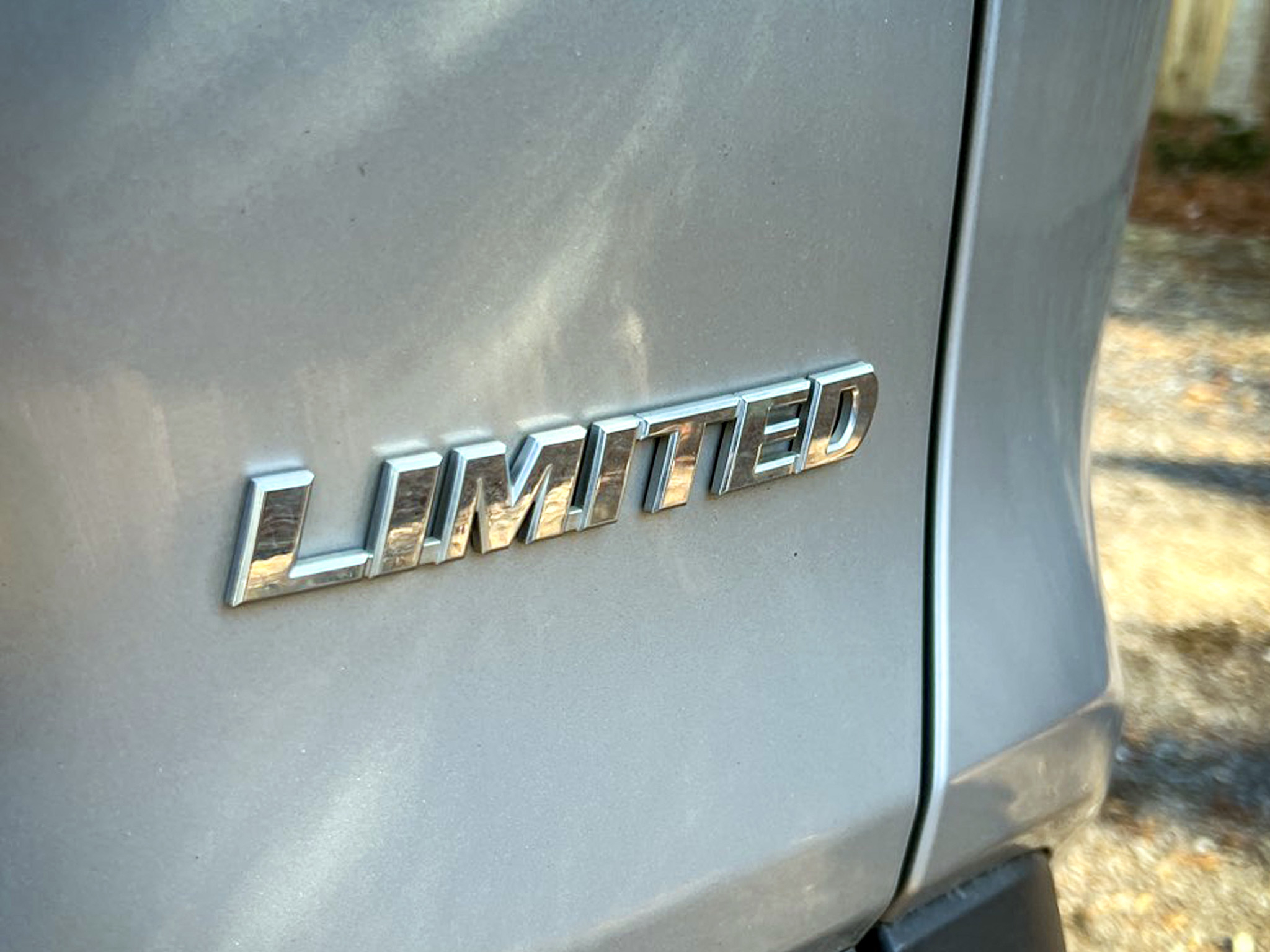 Toyota RAV4 Limited FWD (Natl) 2023