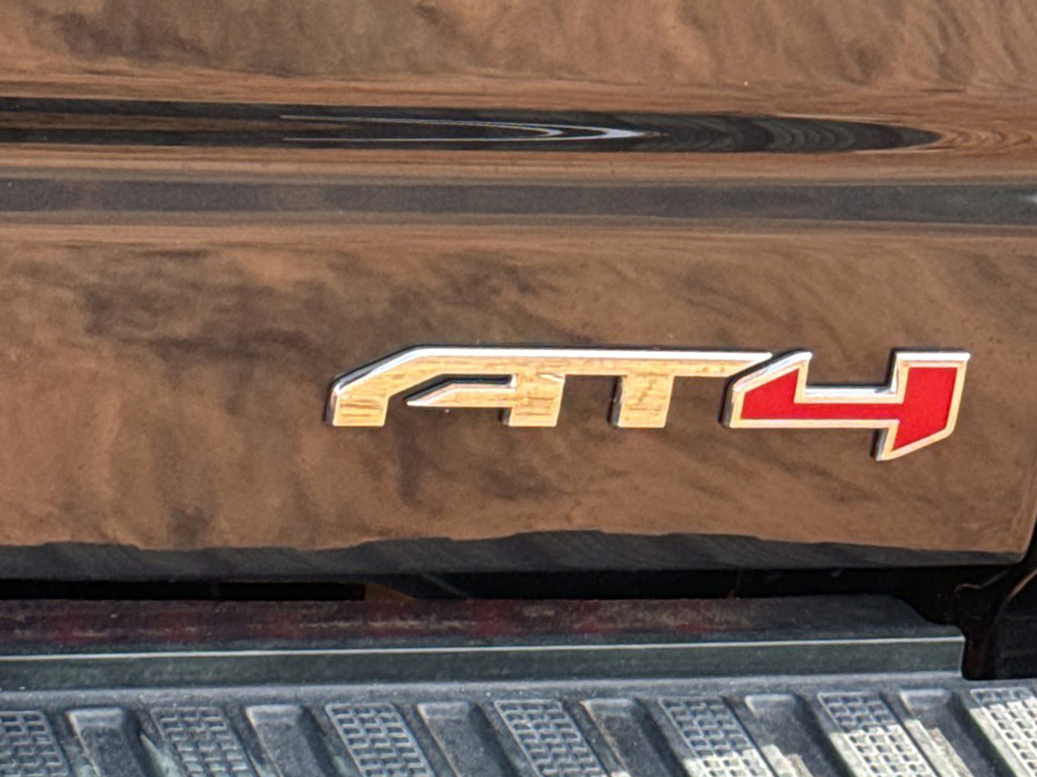 GMC Sierra 1500 4WD Crew Cab 147" AT4 2020