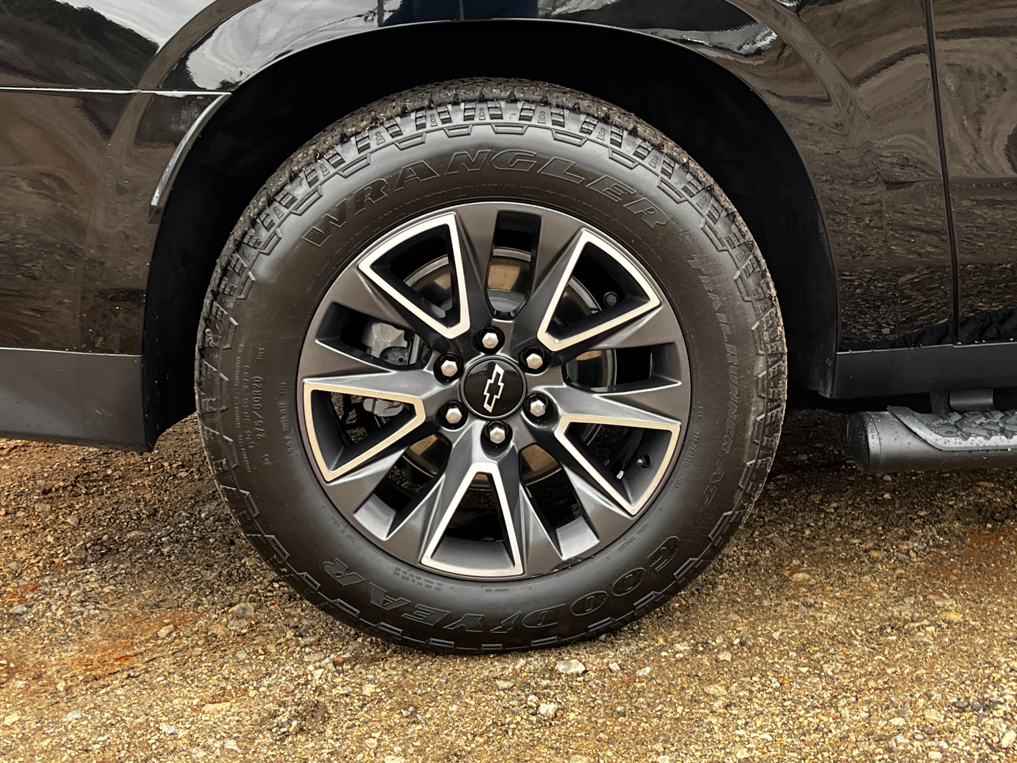 Chevrolet Suburban 4WD 4dr Z71 2022