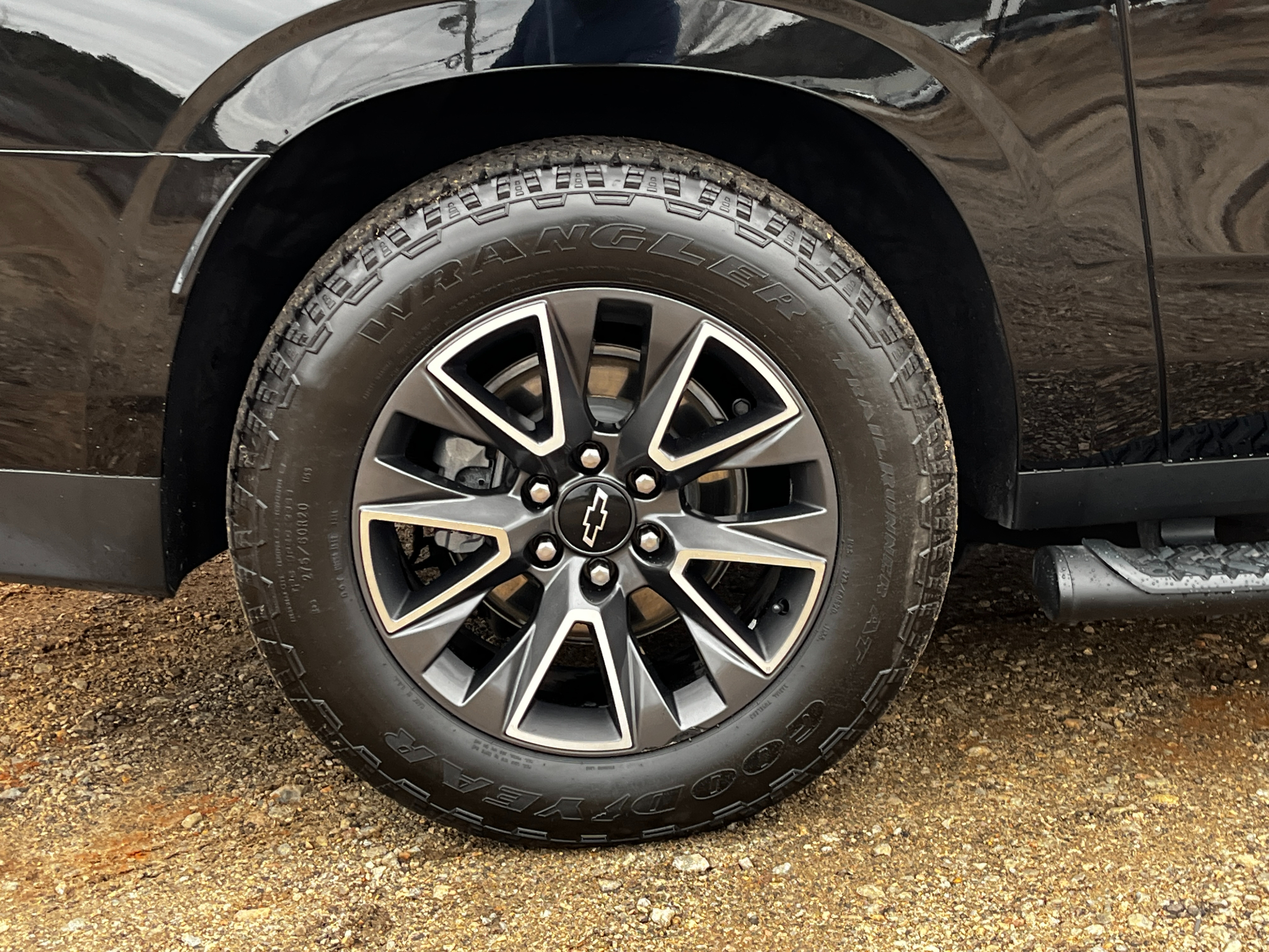 Chevrolet Suburban 4WD 4dr Z71 2022