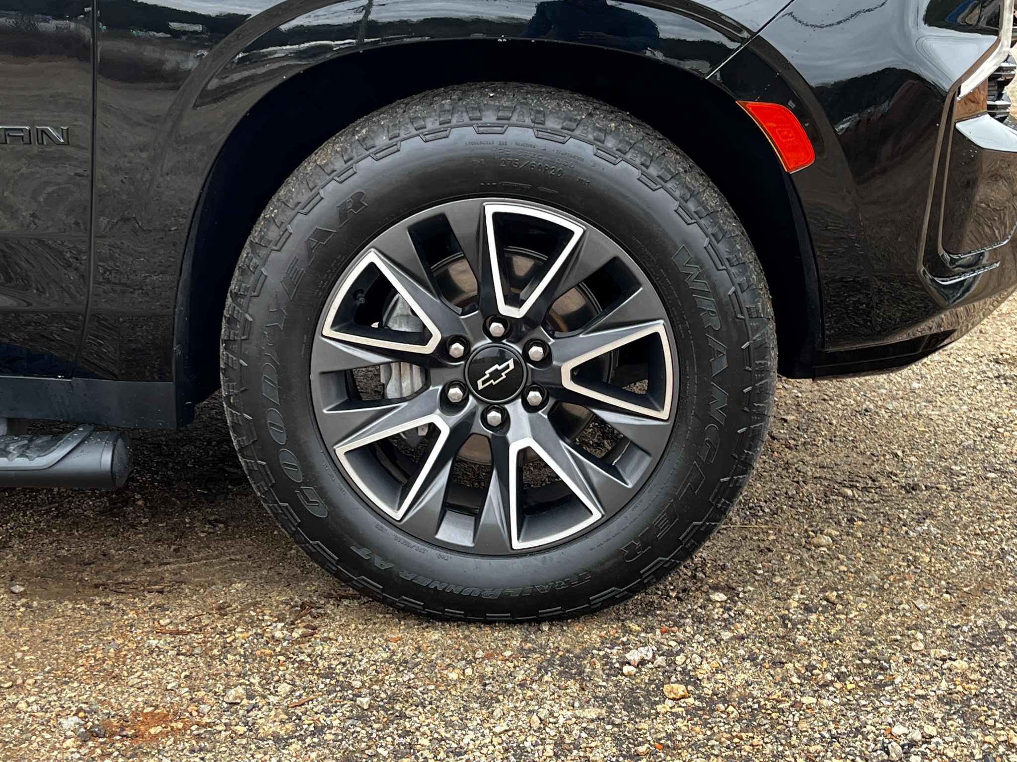 Chevrolet Suburban 4WD 4dr Z71 2022