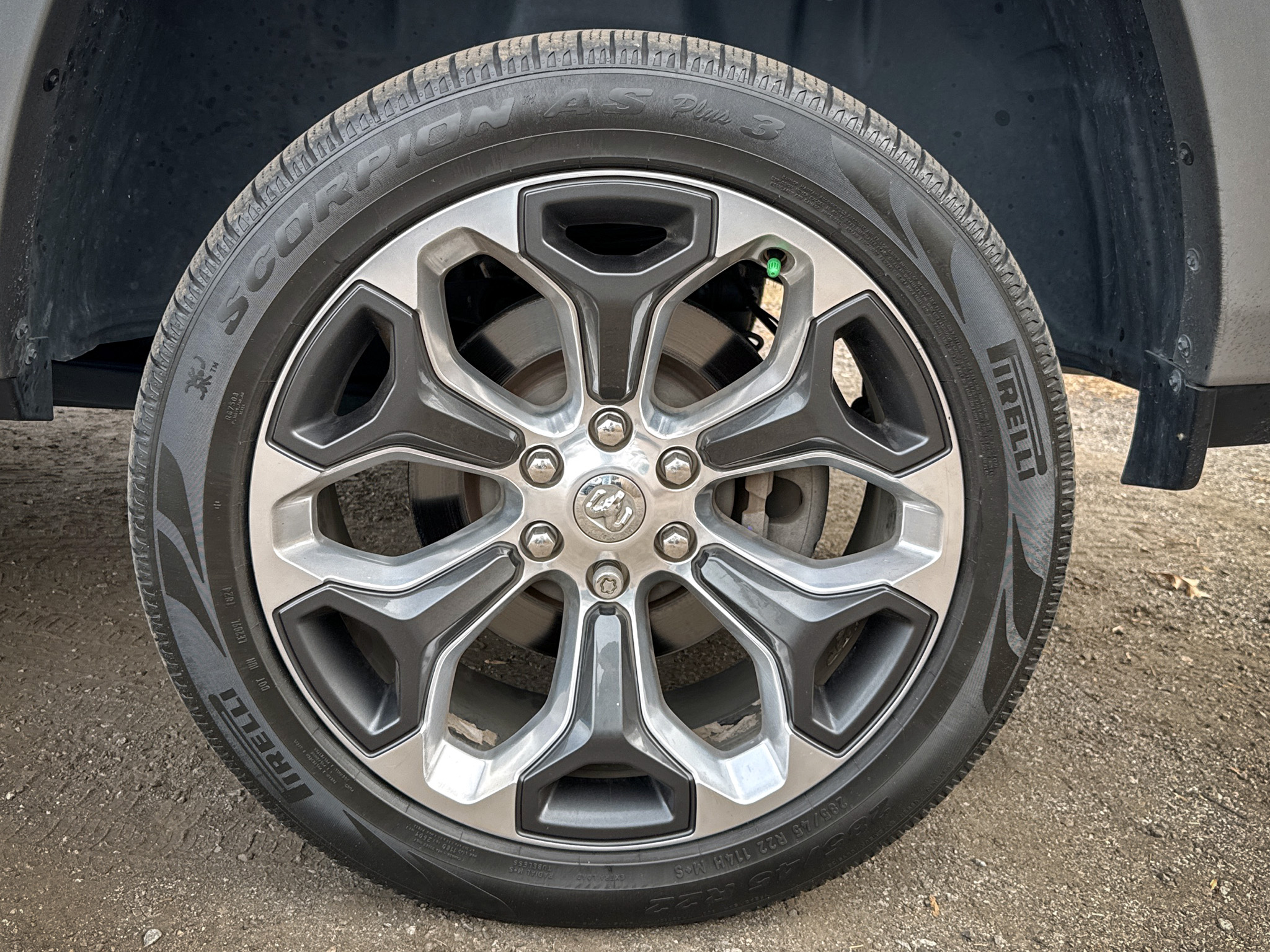 RAM 1500 Limited 4x4 Crew Cab 5'7" Box 2022