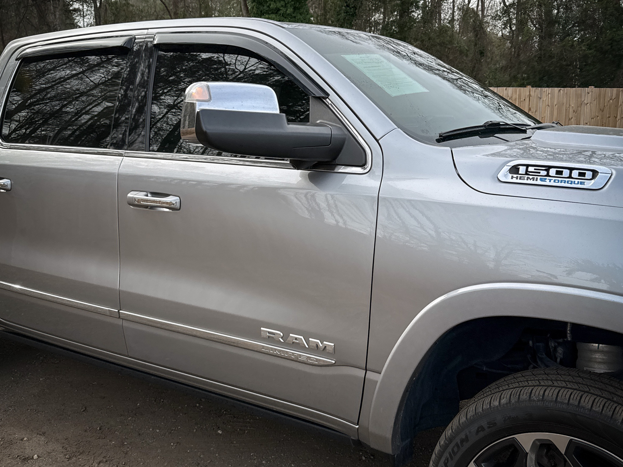 RAM 1500 Limited 4x4 Crew Cab 5'7" Box 2022