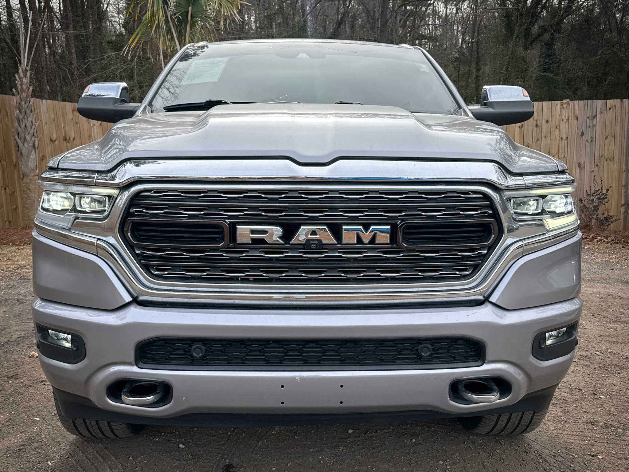 RAM 1500 Limited 4x4 Crew Cab 5'7" Box 2022
