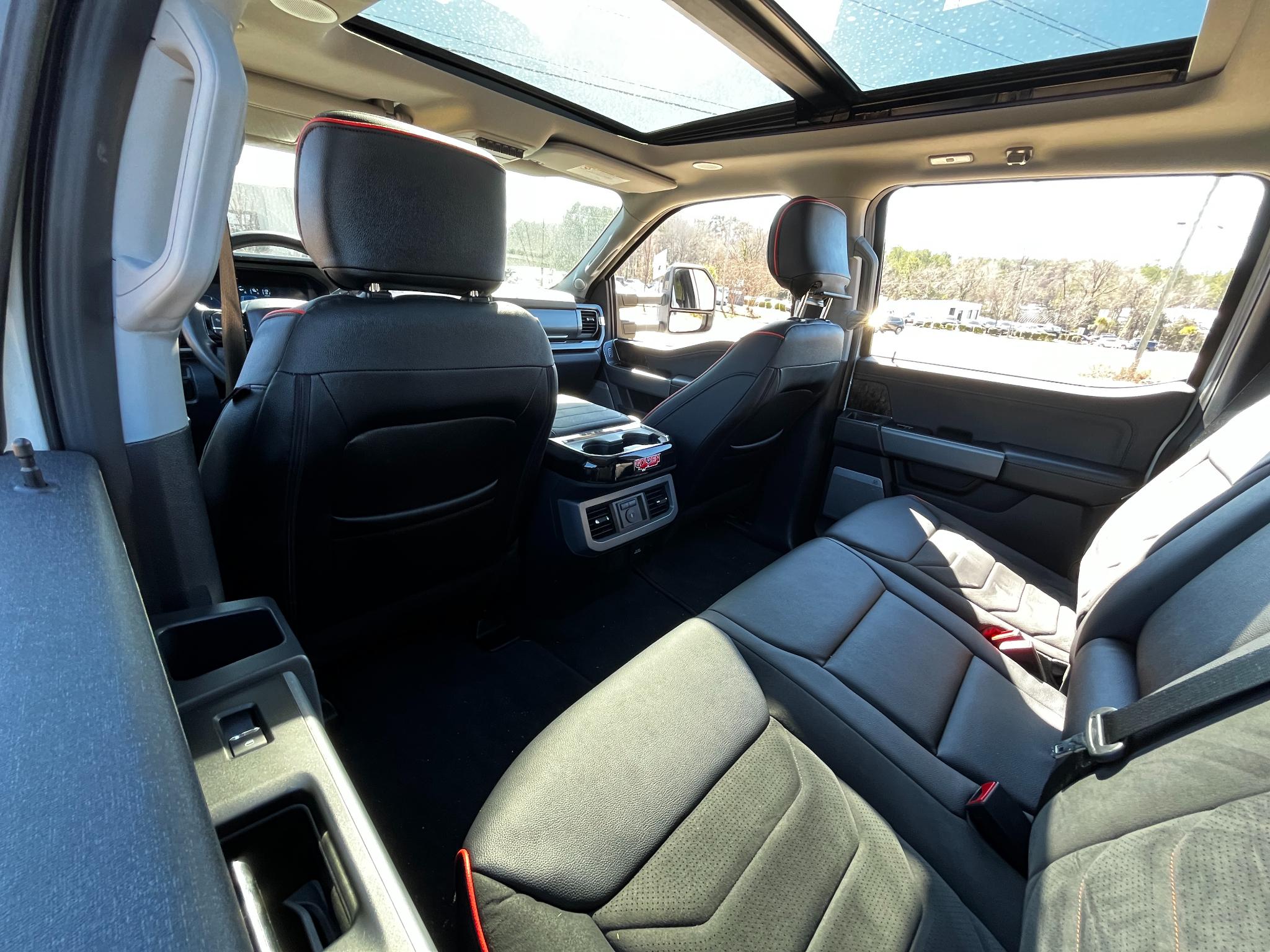 Ford Super Duty F-250 SRW  2024