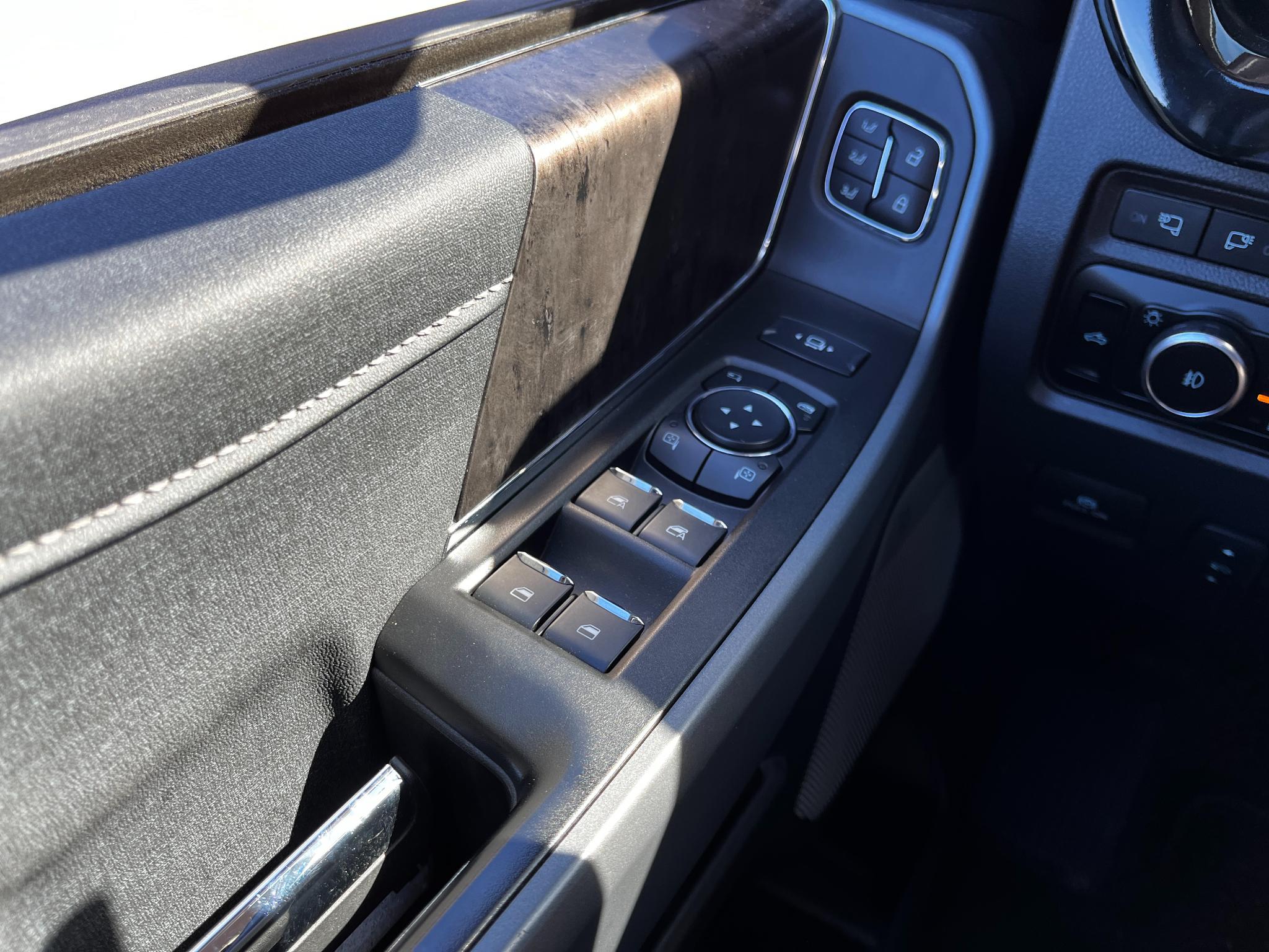 Ford Super Duty F-250 SRW  2024