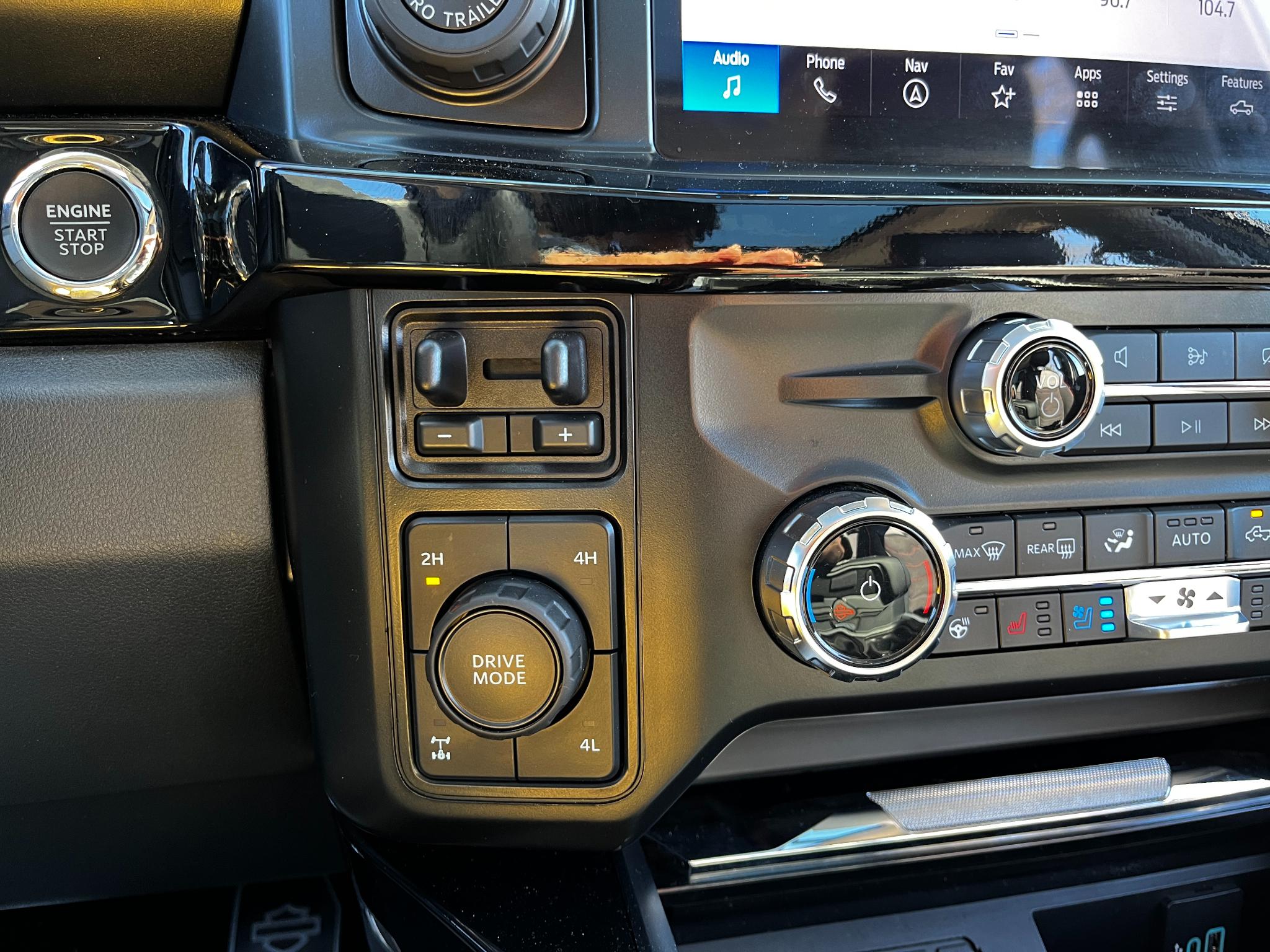 Ford Super Duty F-250 SRW  2024