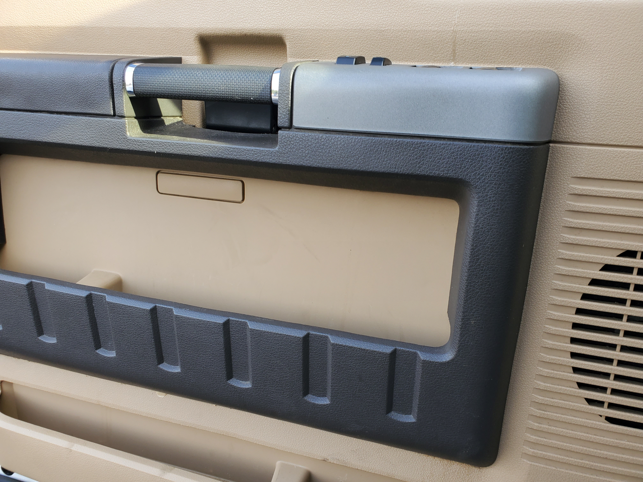 Ford Super Duty F-350 DRW 4WD Crew Cab 172" Lariat 2015