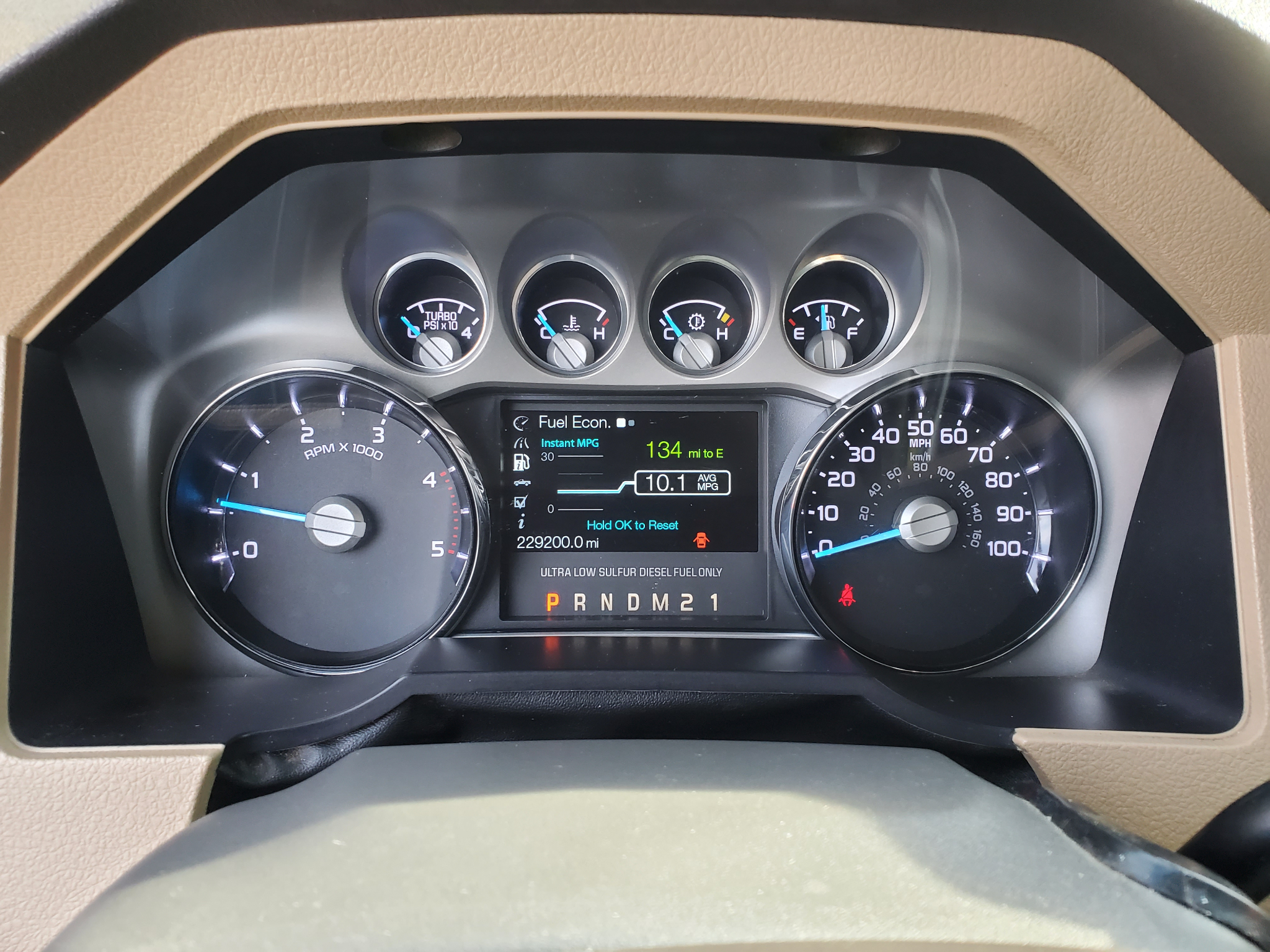 Ford Super Duty F-350 DRW 4WD Crew Cab 172" Lariat 2015