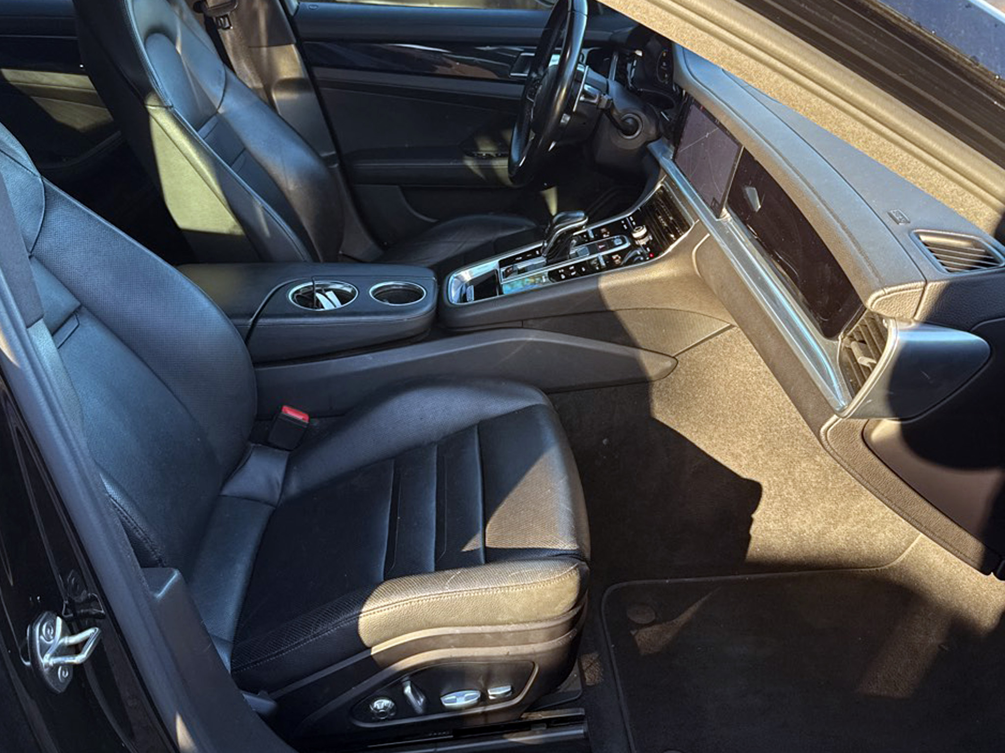 Porsche Panamera 4 2019