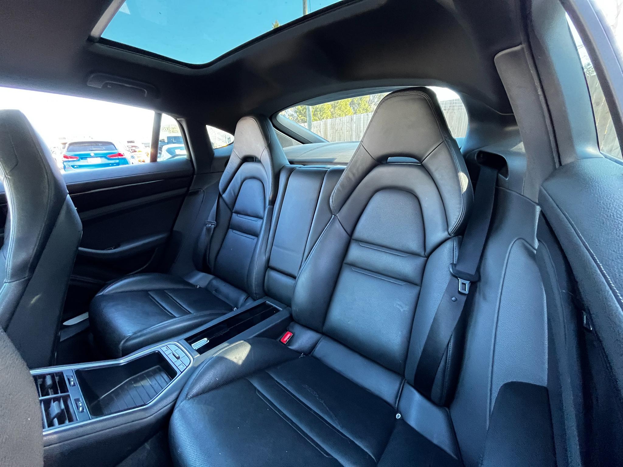 Porsche Panamera 4 2019