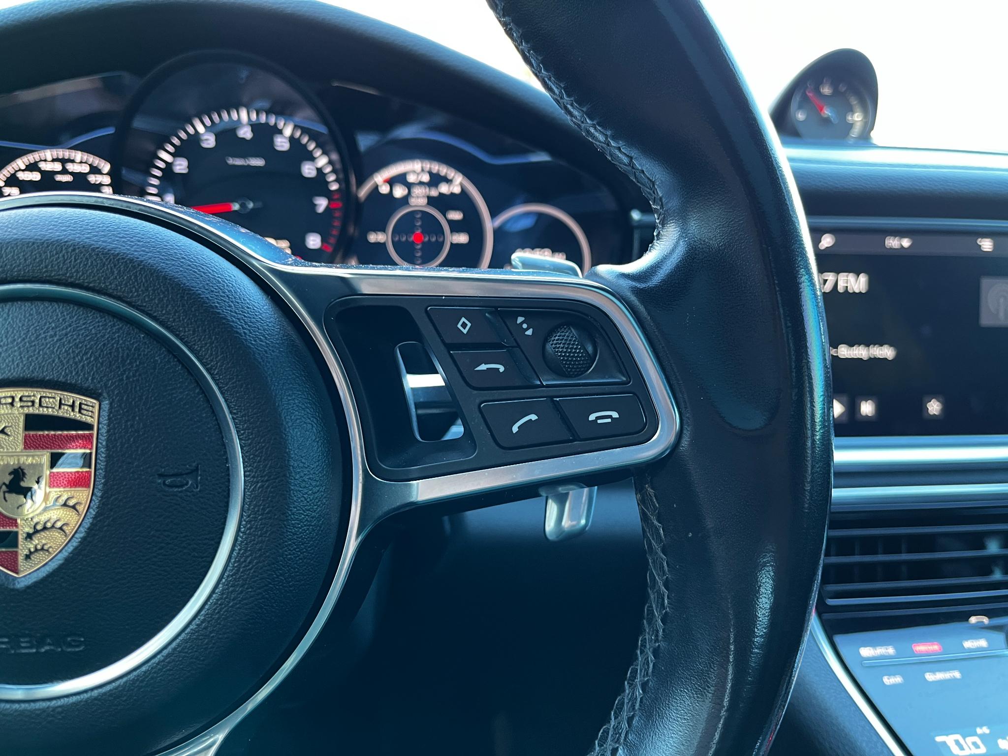 Porsche Panamera 4 2019