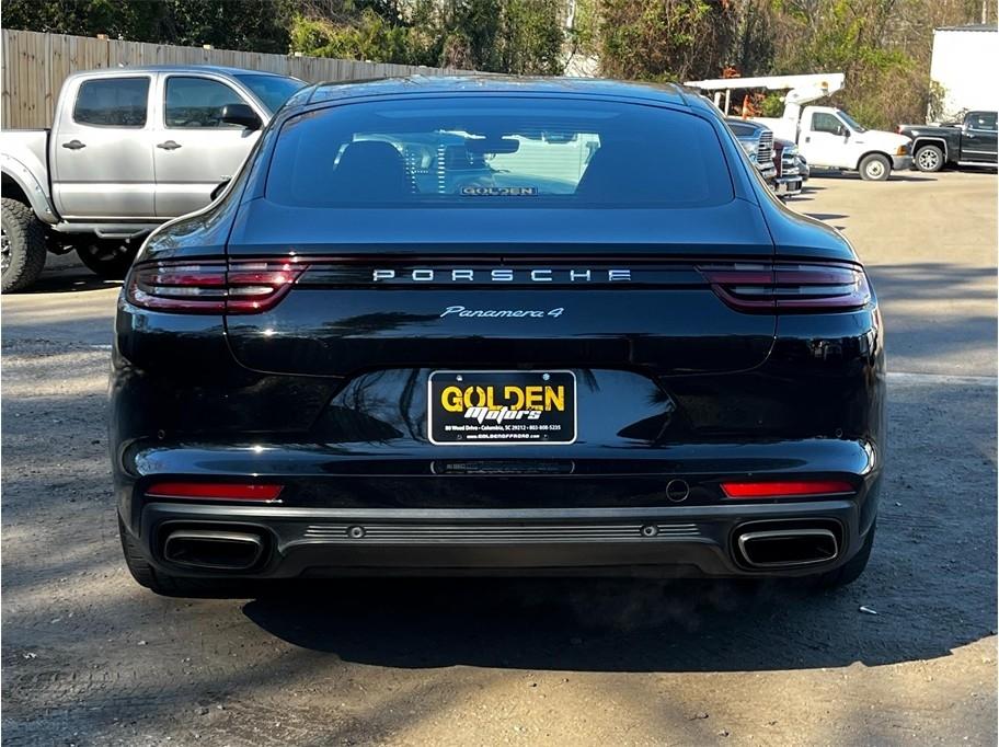 Porsche Panamera 4 2019