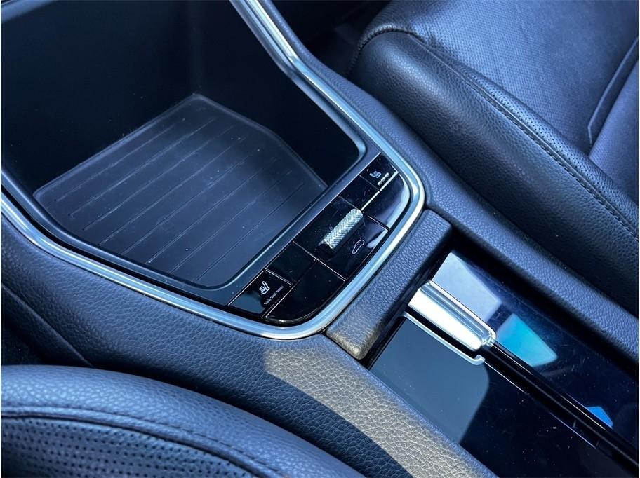 Porsche Panamera 4 2019